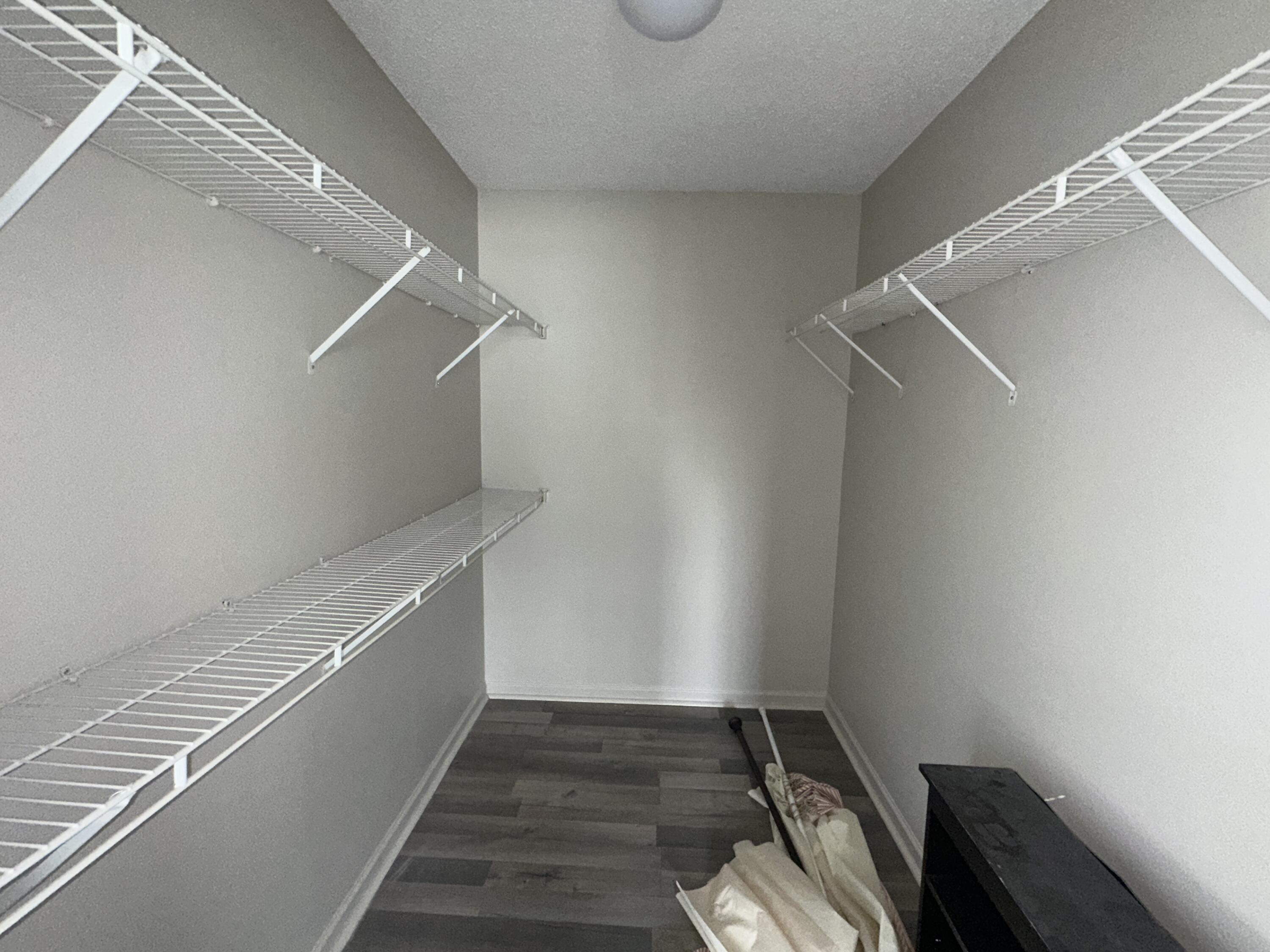 INDIAN LAKE - Residential