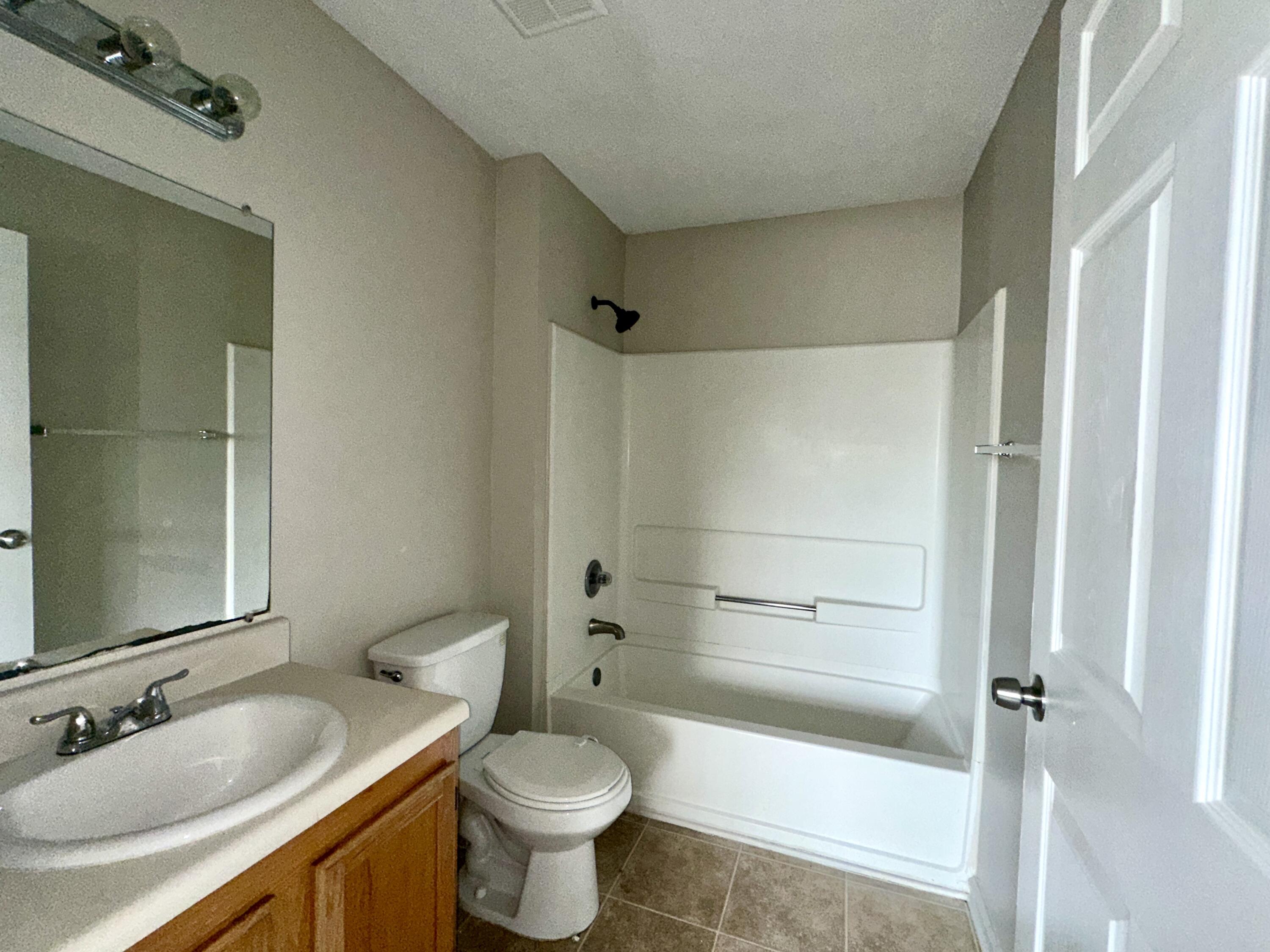 INDIAN LAKE - Residential