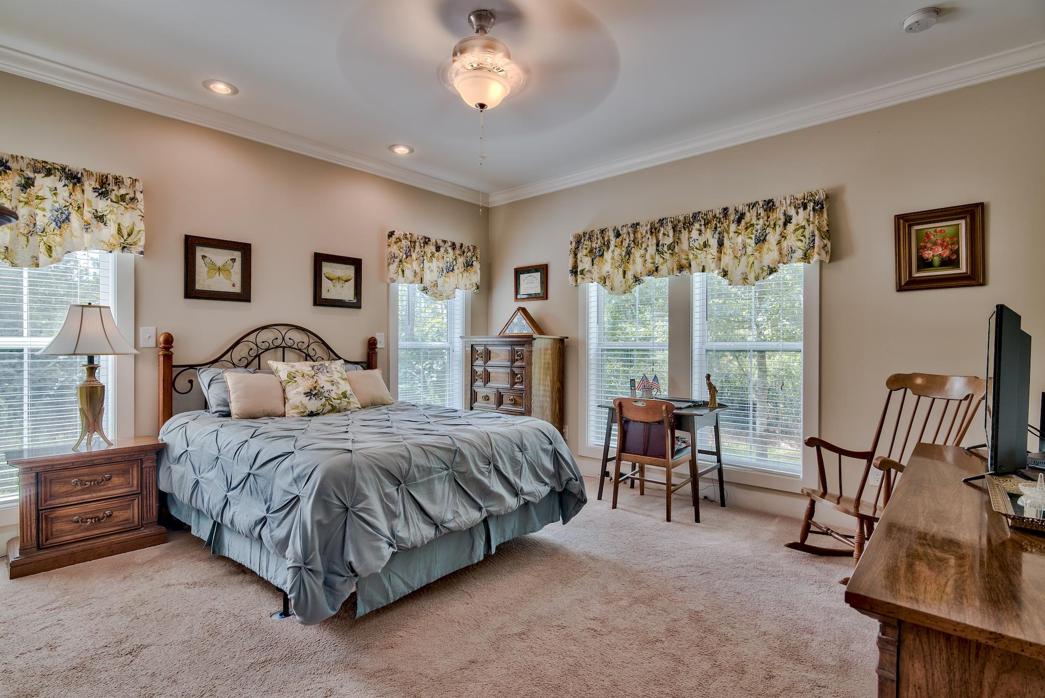 EDGEWOOD TERRACE - Residential