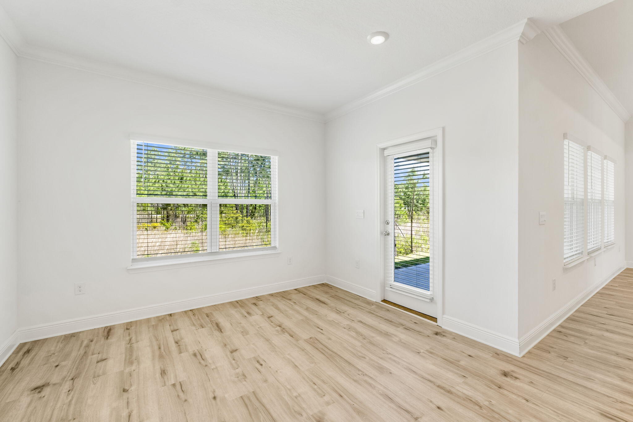LAKEVIEW S/D - Residential Lease