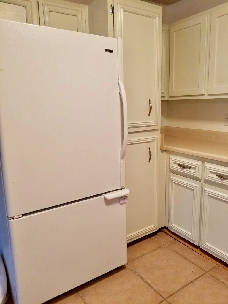 COUNTRYVIEW ESTATES - Residential Lease