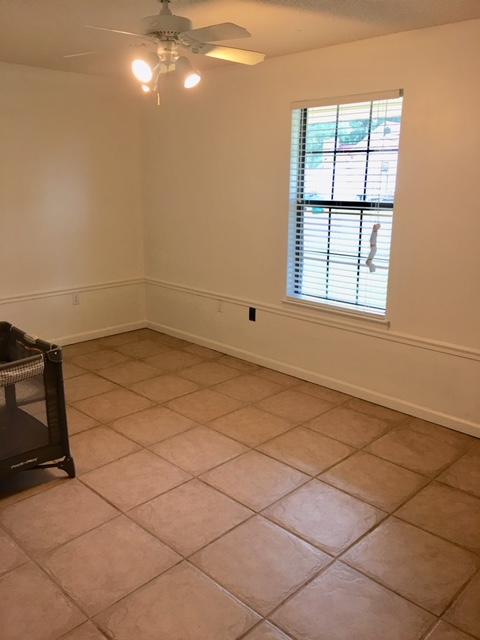 COUNTRYVIEW ESTATES - Residential Lease