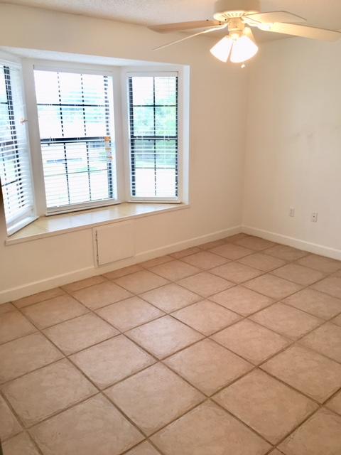 COUNTRYVIEW ESTATES - Residential Lease