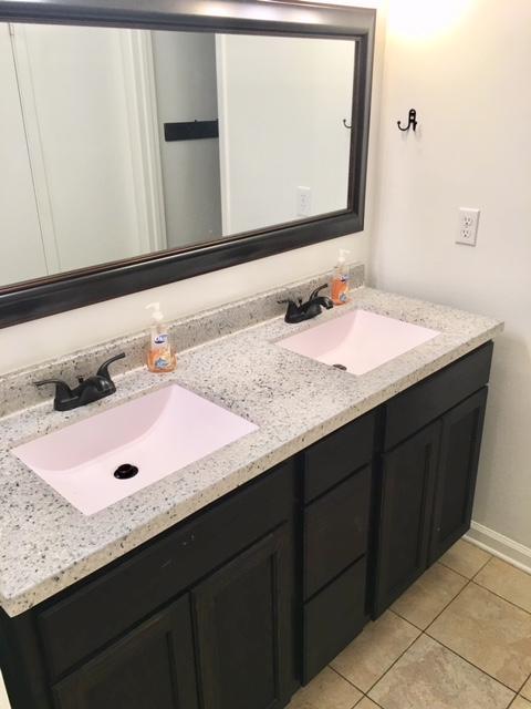 COUNTRYVIEW ESTATES - Residential Lease