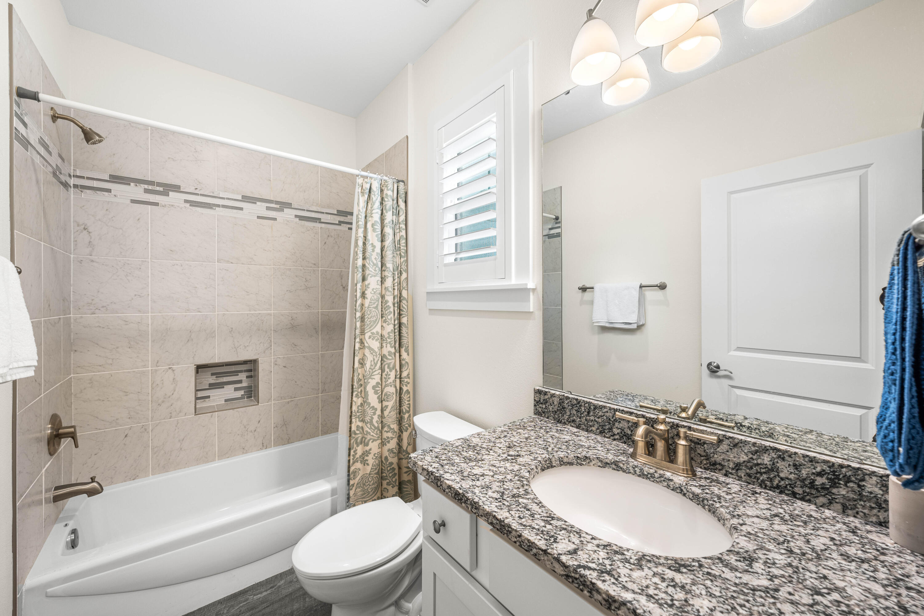 Hidden Lake Condos - Residential