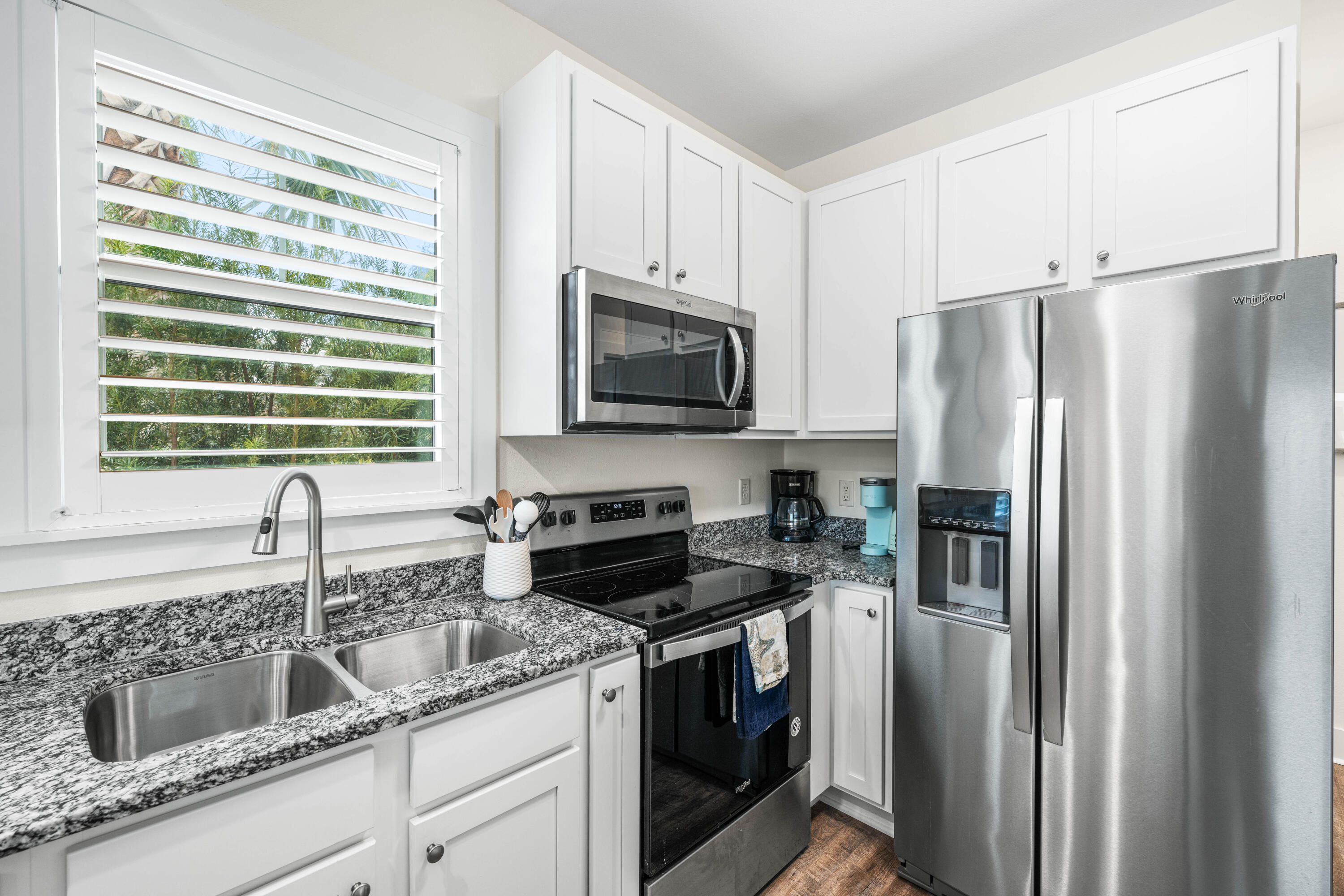 Hidden Lake Condos - Residential