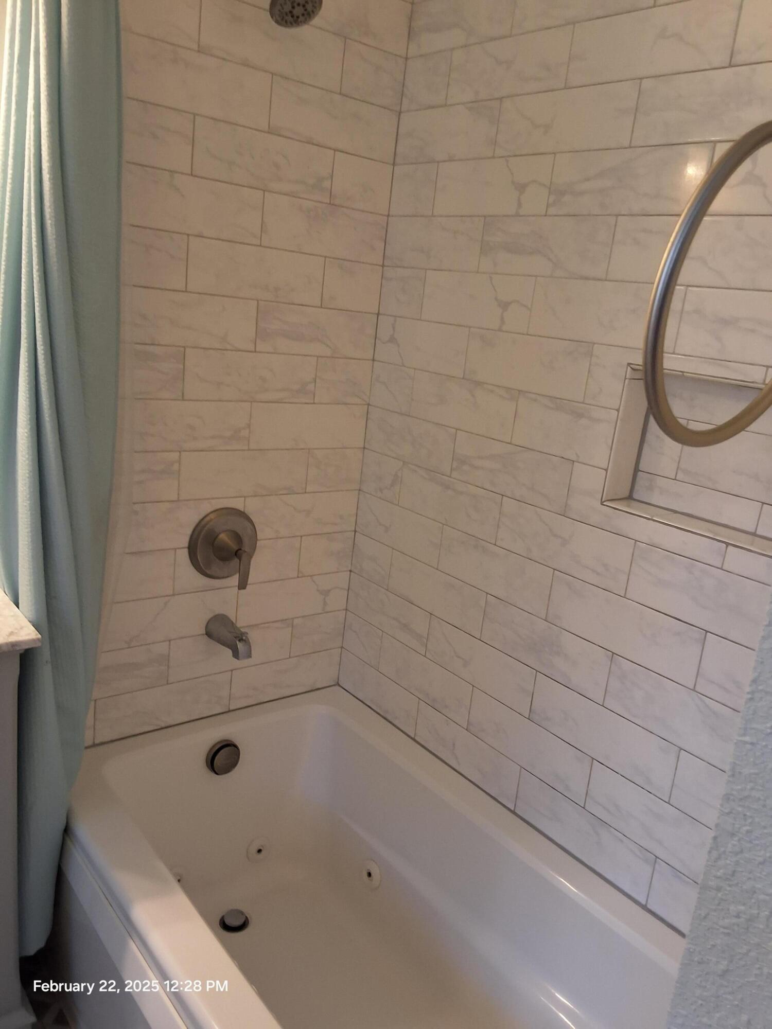 KENNEDY LAKE (UNRECORDED) - Residential