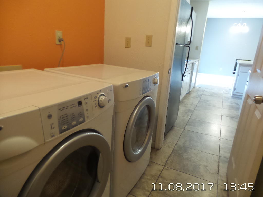 COUNTRY OAKS ESTATES PH 1 - Residential Lease