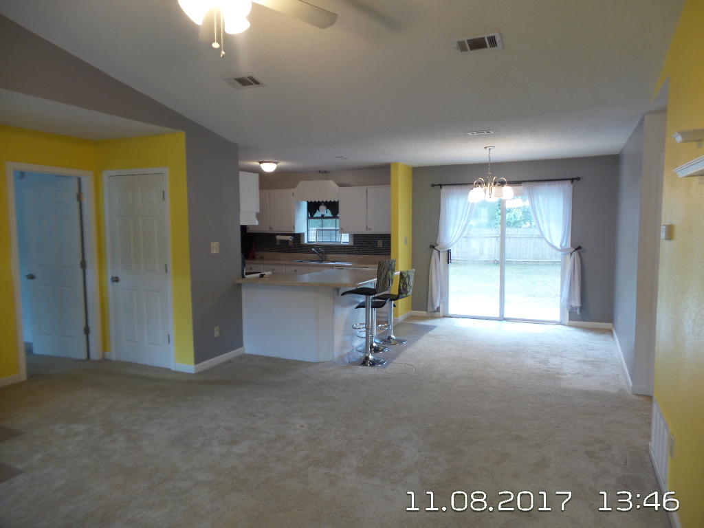 COUNTRY OAKS ESTATES PH 1 - Residential Lease