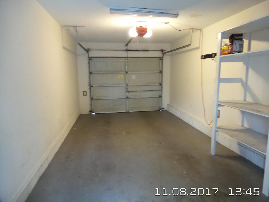 COUNTRY OAKS ESTATES PH 1 - Residential Lease