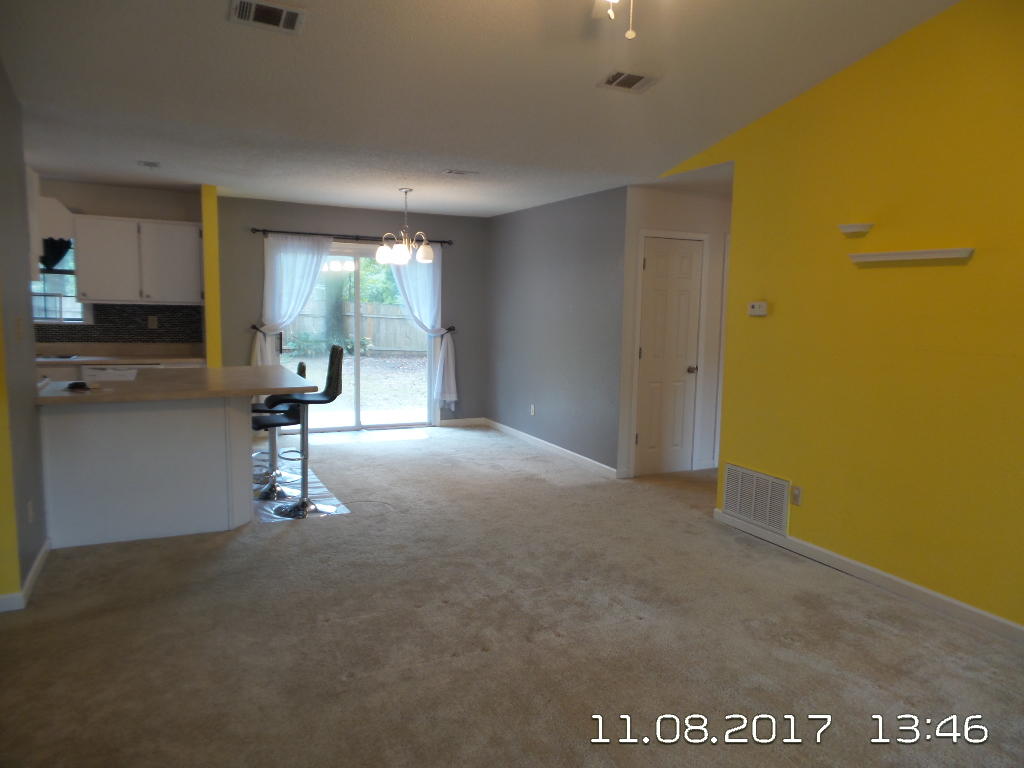 COUNTRY OAKS ESTATES PH 1 - Residential Lease