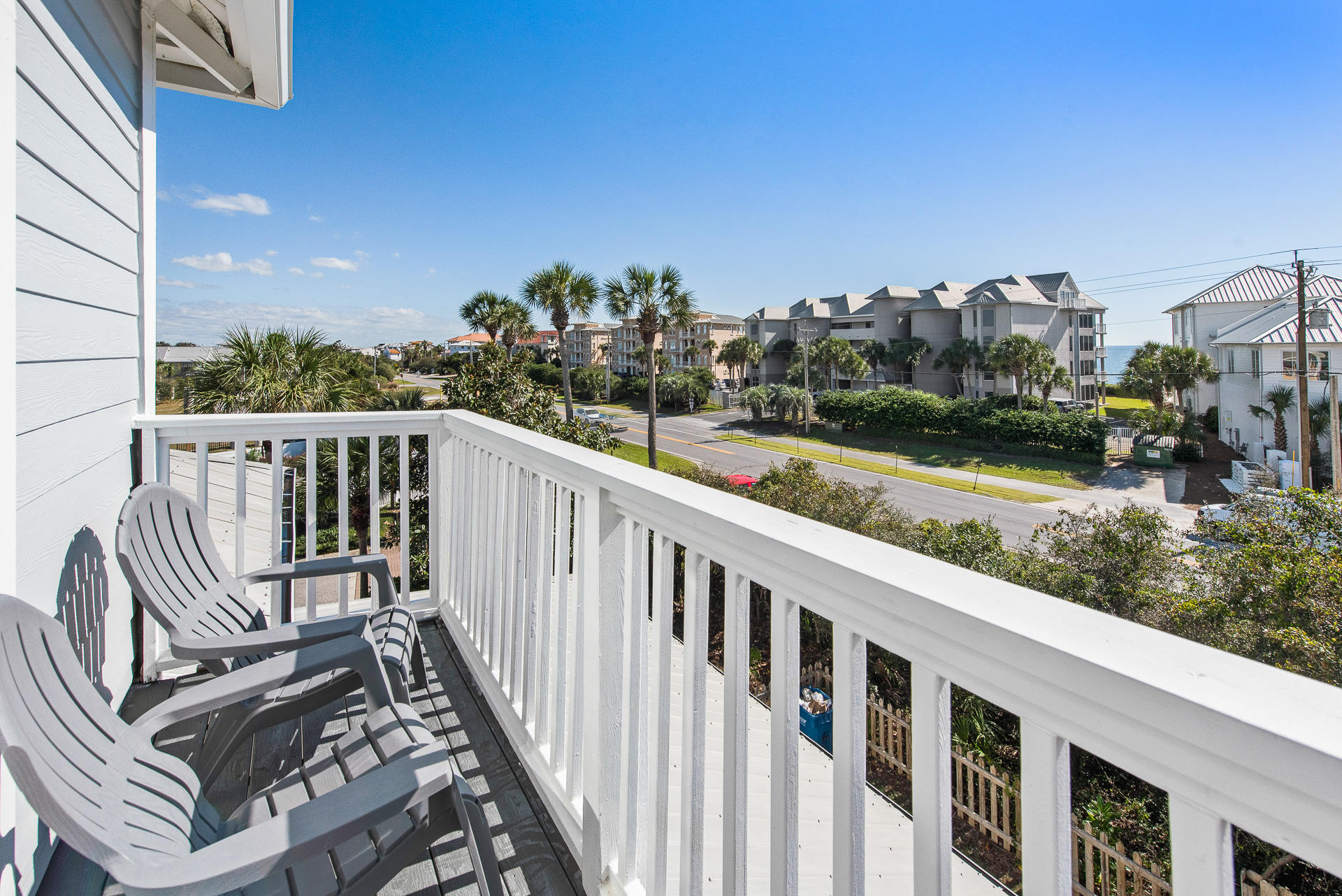 TRANQUIL SHORES - Residential