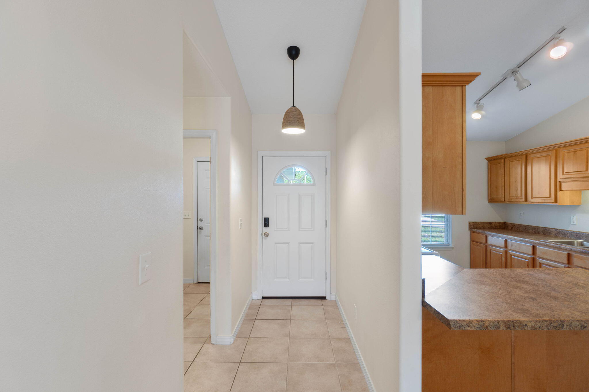 HOLLEY BY THE SEA - Residential