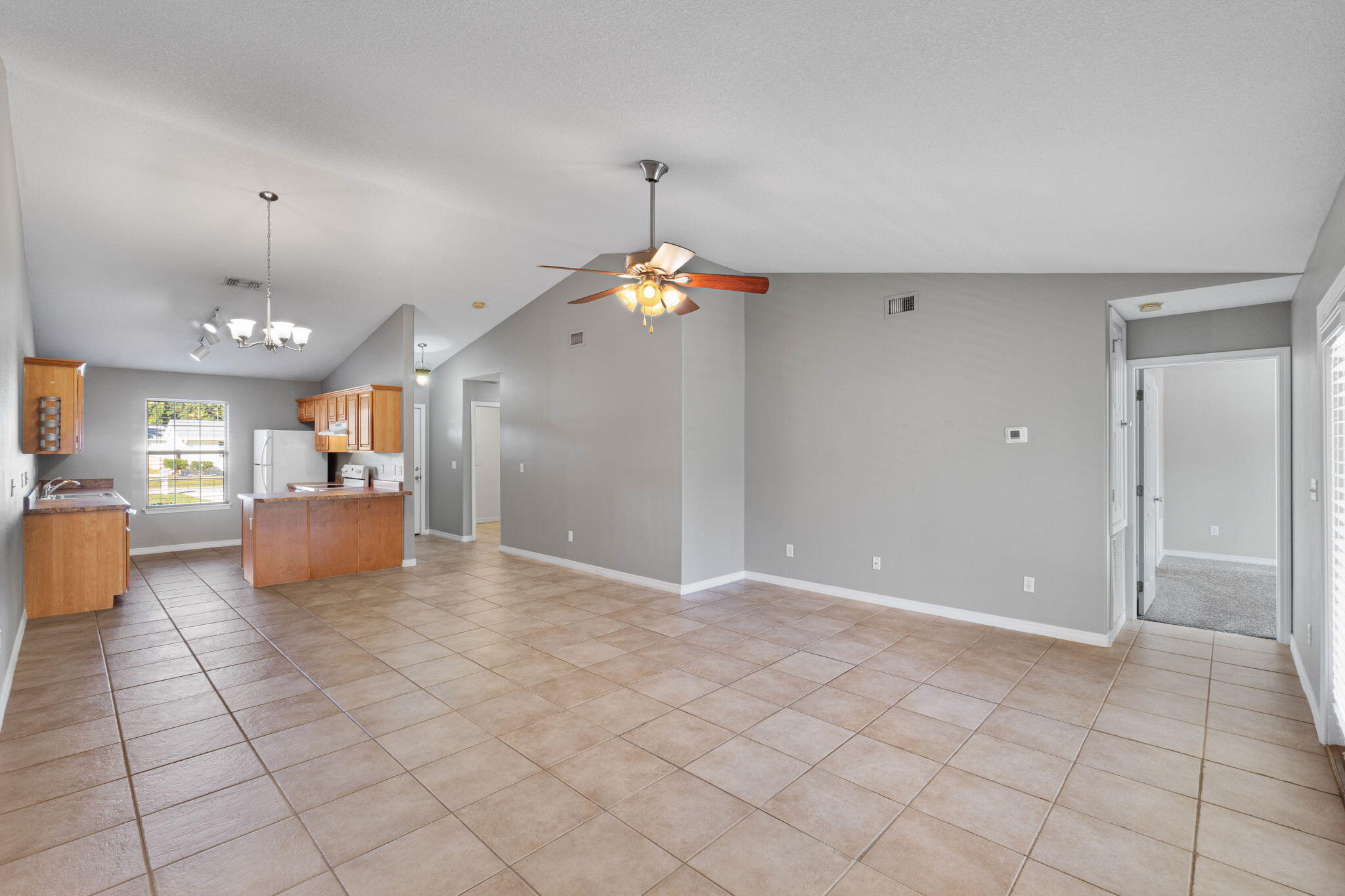 HOLLEY BY THE SEA - Residential