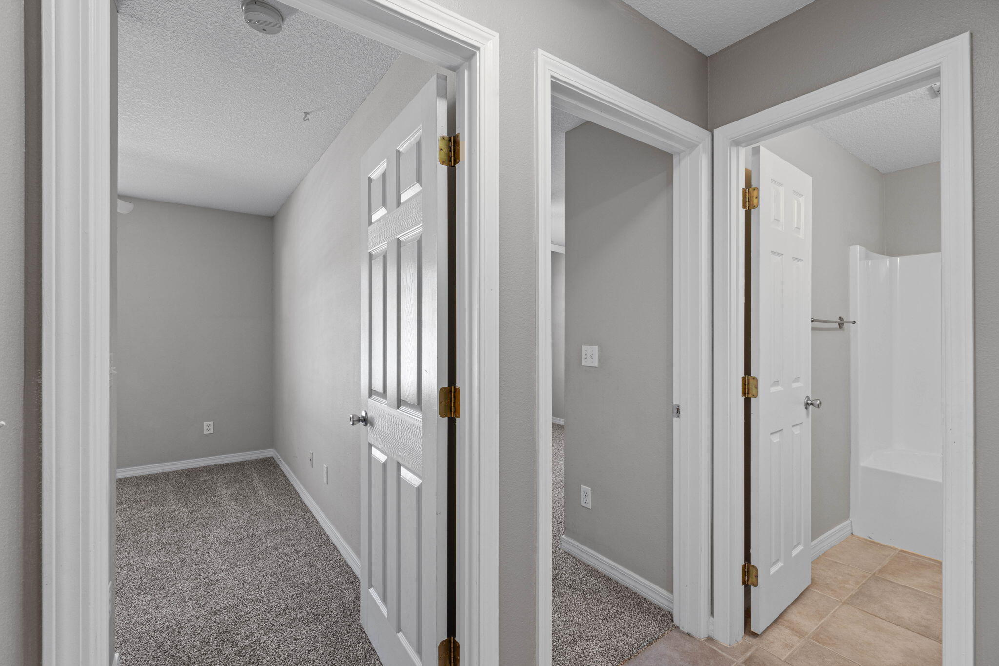 HOLLEY BY THE SEA - Residential