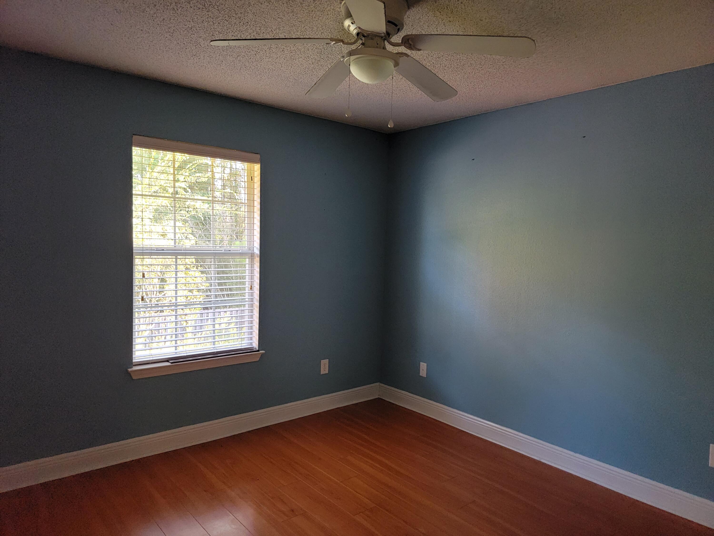 FOX VALLEY - Residential Lease