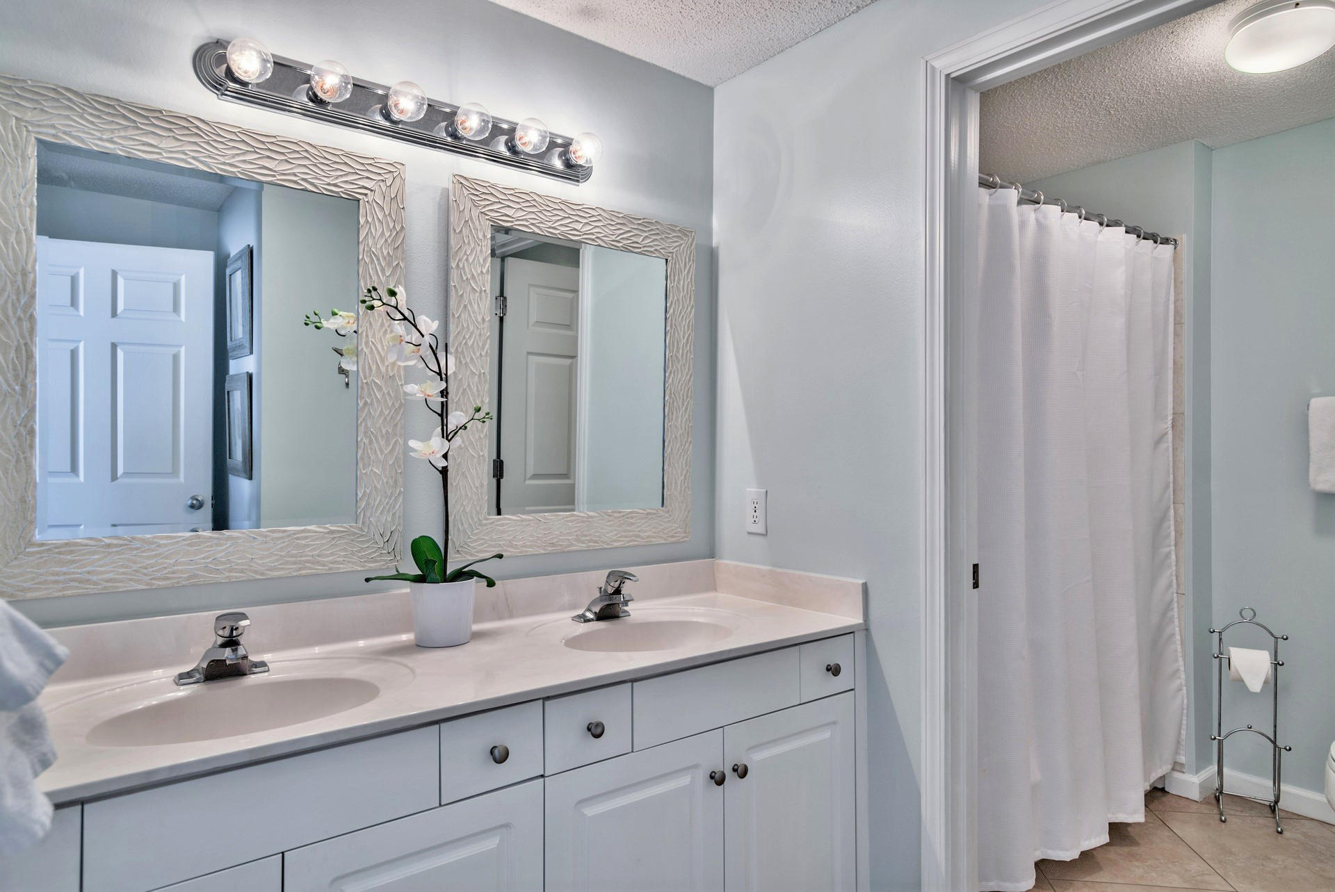 MAJESTIC SUN - Residential