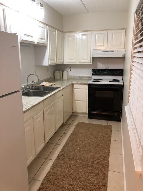 CEDARS THE - Residential