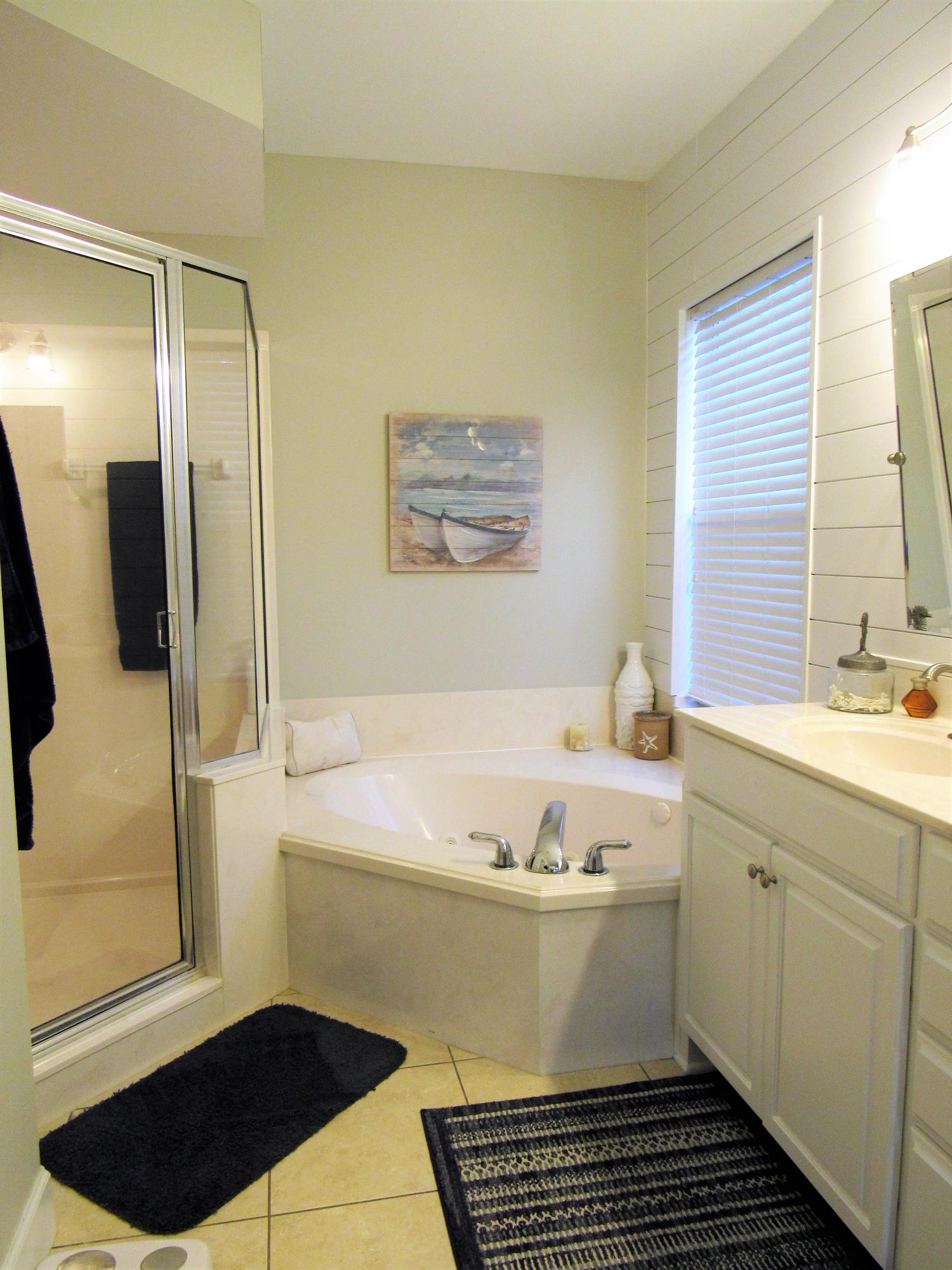 BAYSHORE PLACE PH 4 - Residential