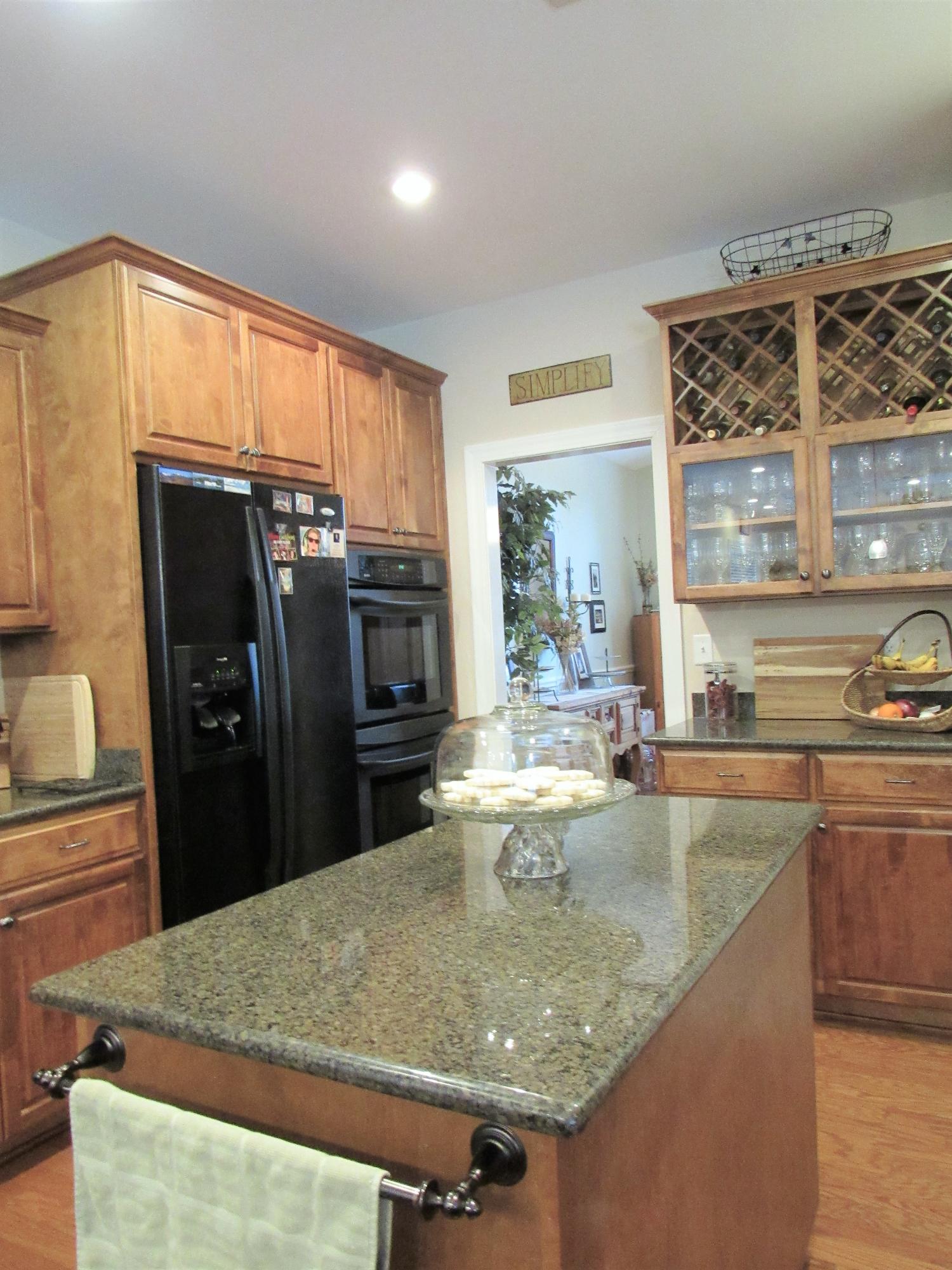 BAYSHORE PLACE PH 4 - Residential