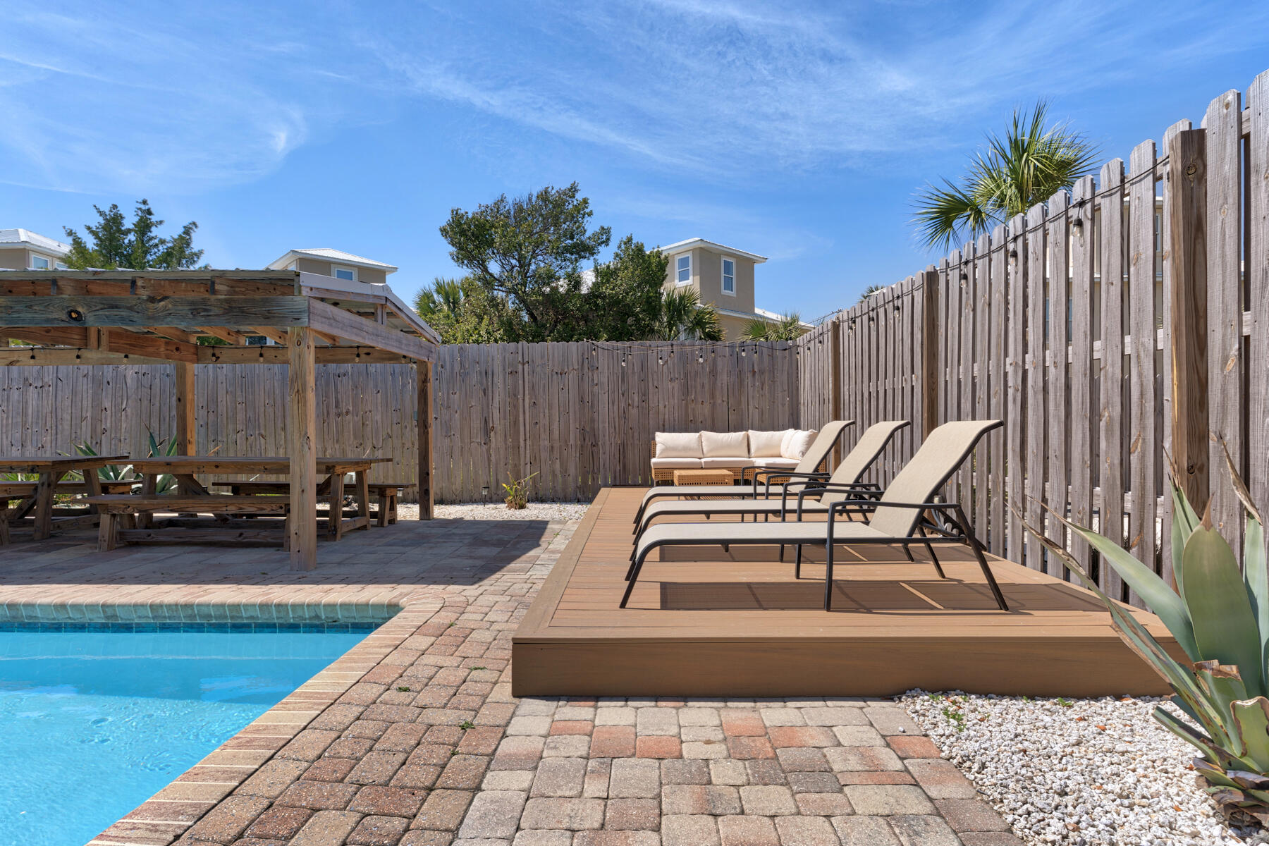 KISKA BEACH 1ST ADDN - Residential