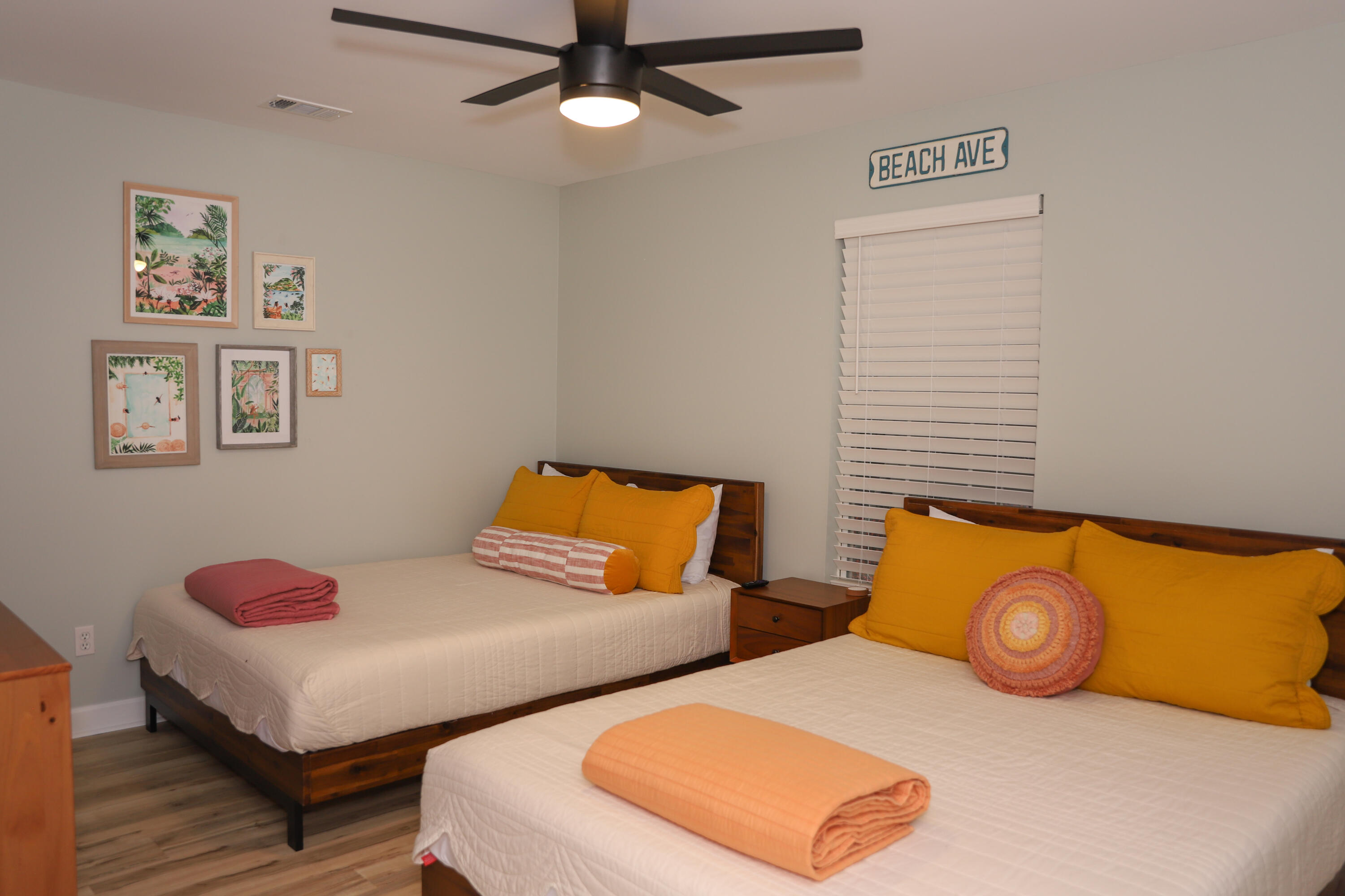 KISKA BEACH 1ST ADDN - Residential