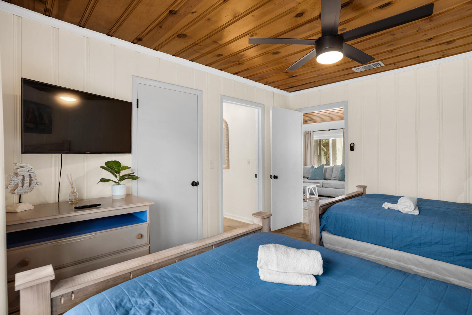 KISKA BEACH 1ST ADDN - Residential