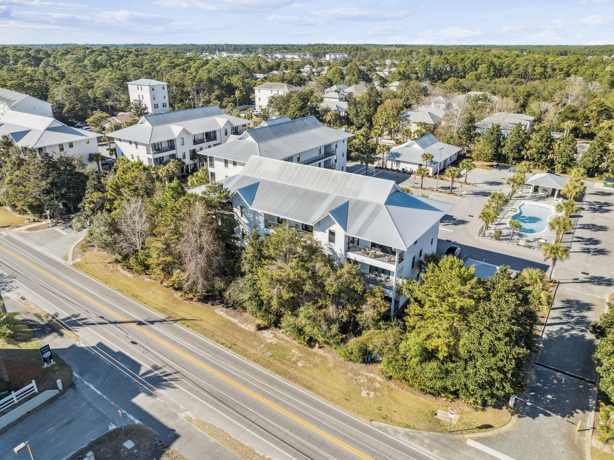 Hidden Lake Condominiums - Residential