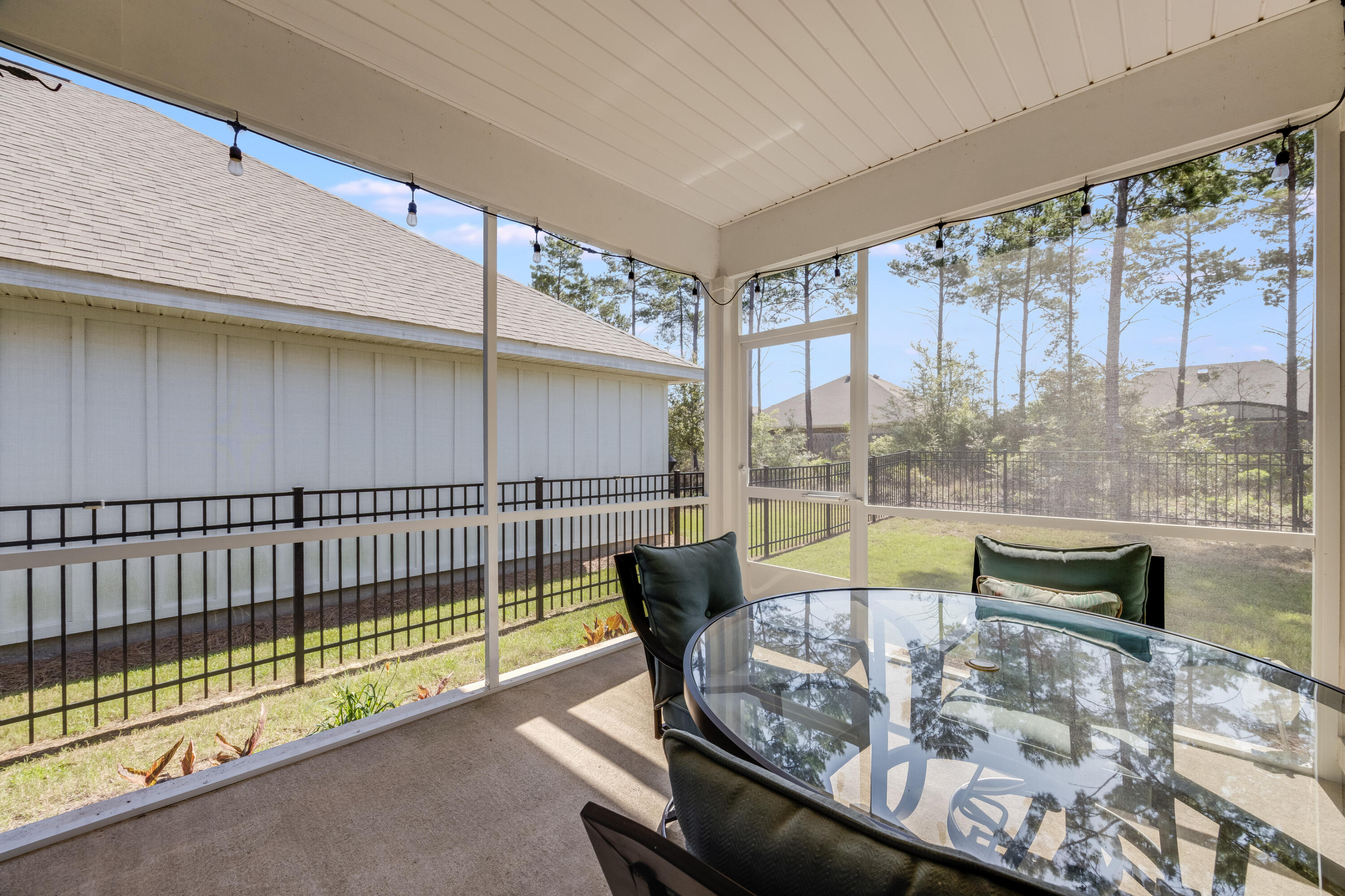 HAMMOCK BAY - FIREFLY - Residential