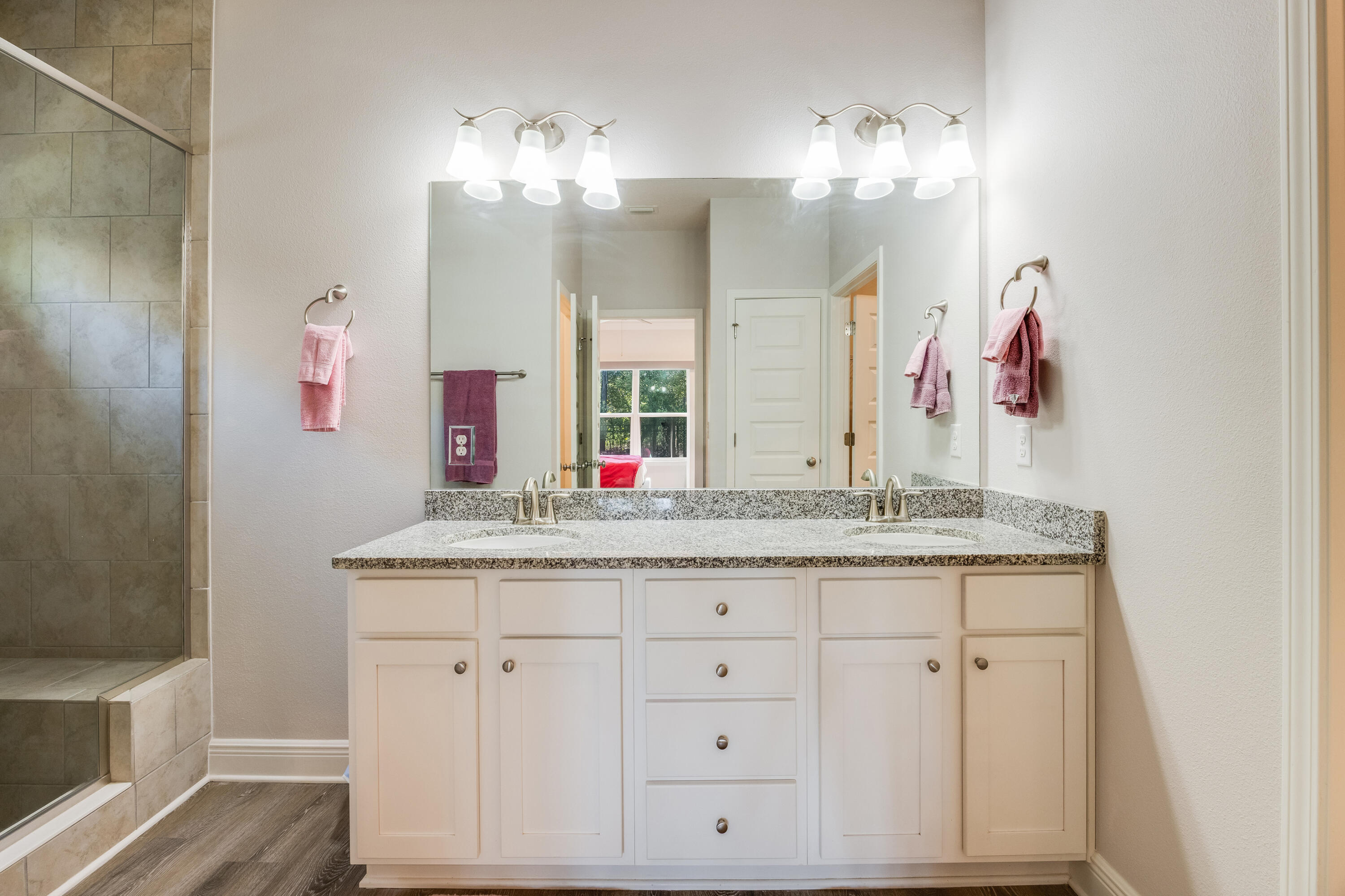 HAMMOCK BAY - FIREFLY - Residential