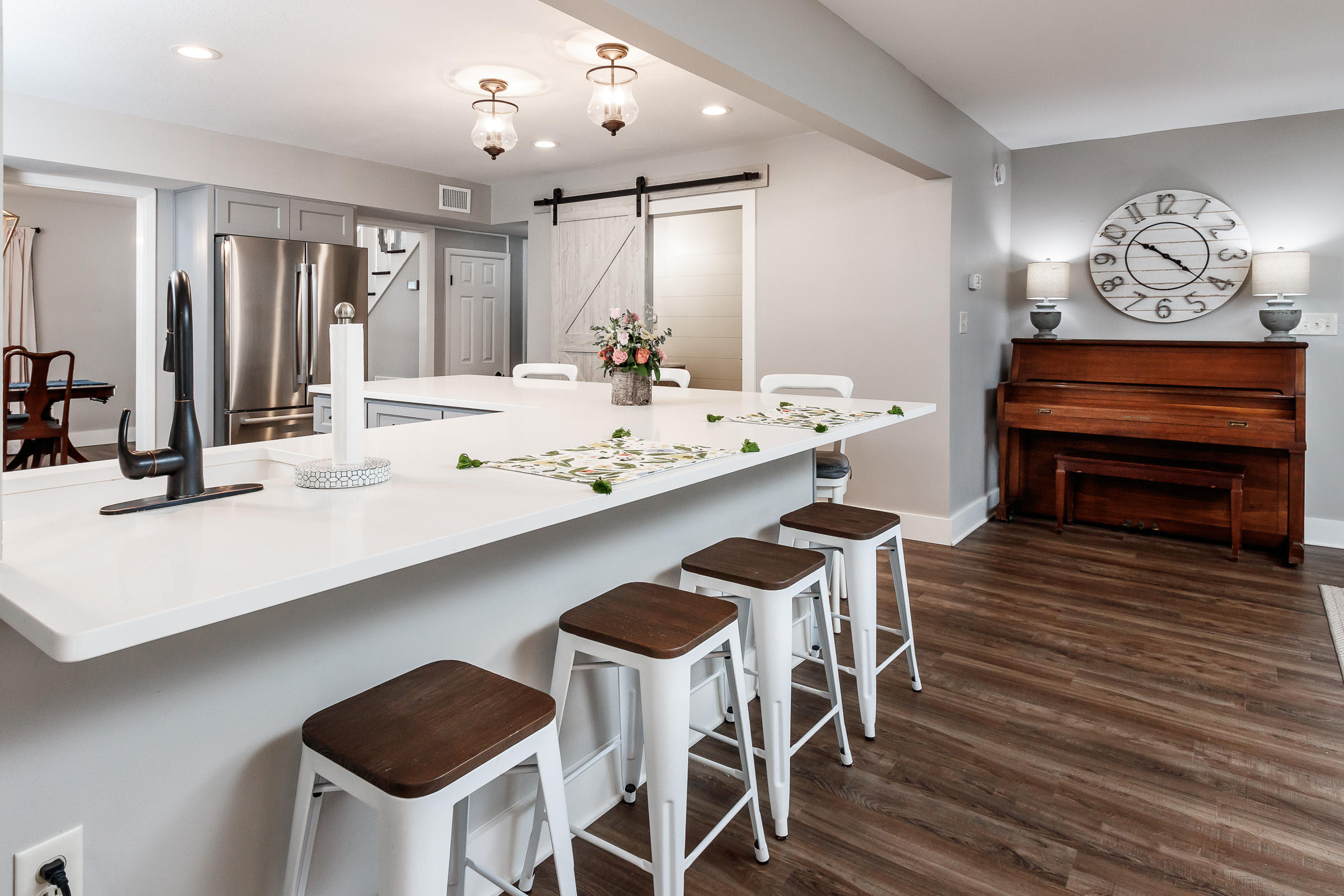 COUNTRY CLUB ESTATES - Residential