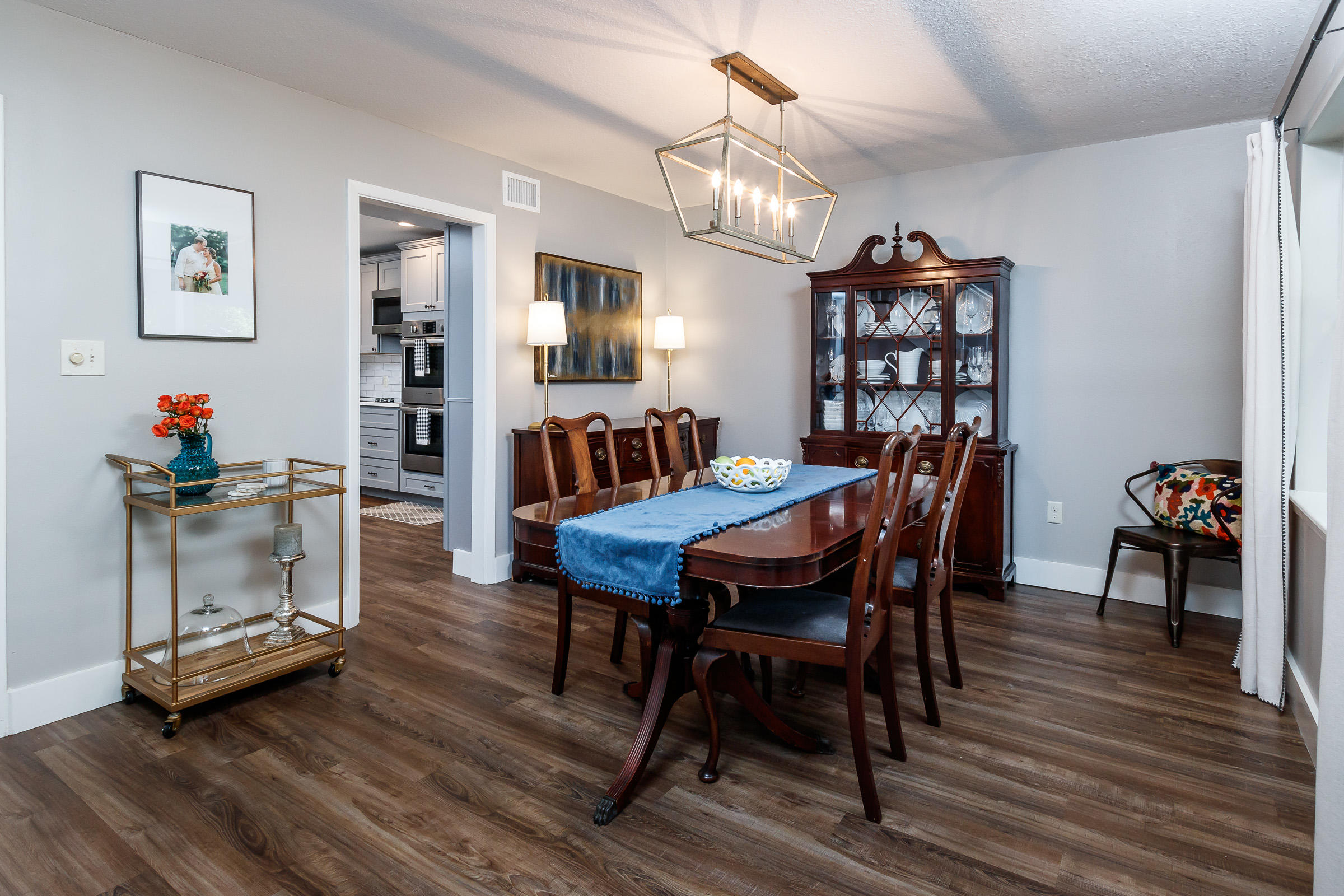 COUNTRY CLUB ESTATES - Residential