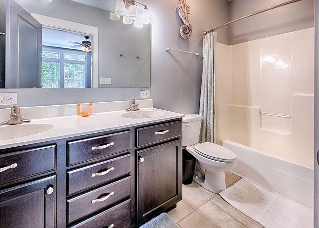 VILLAGE AT BLUE MOUNTAIN BEACH - Residential