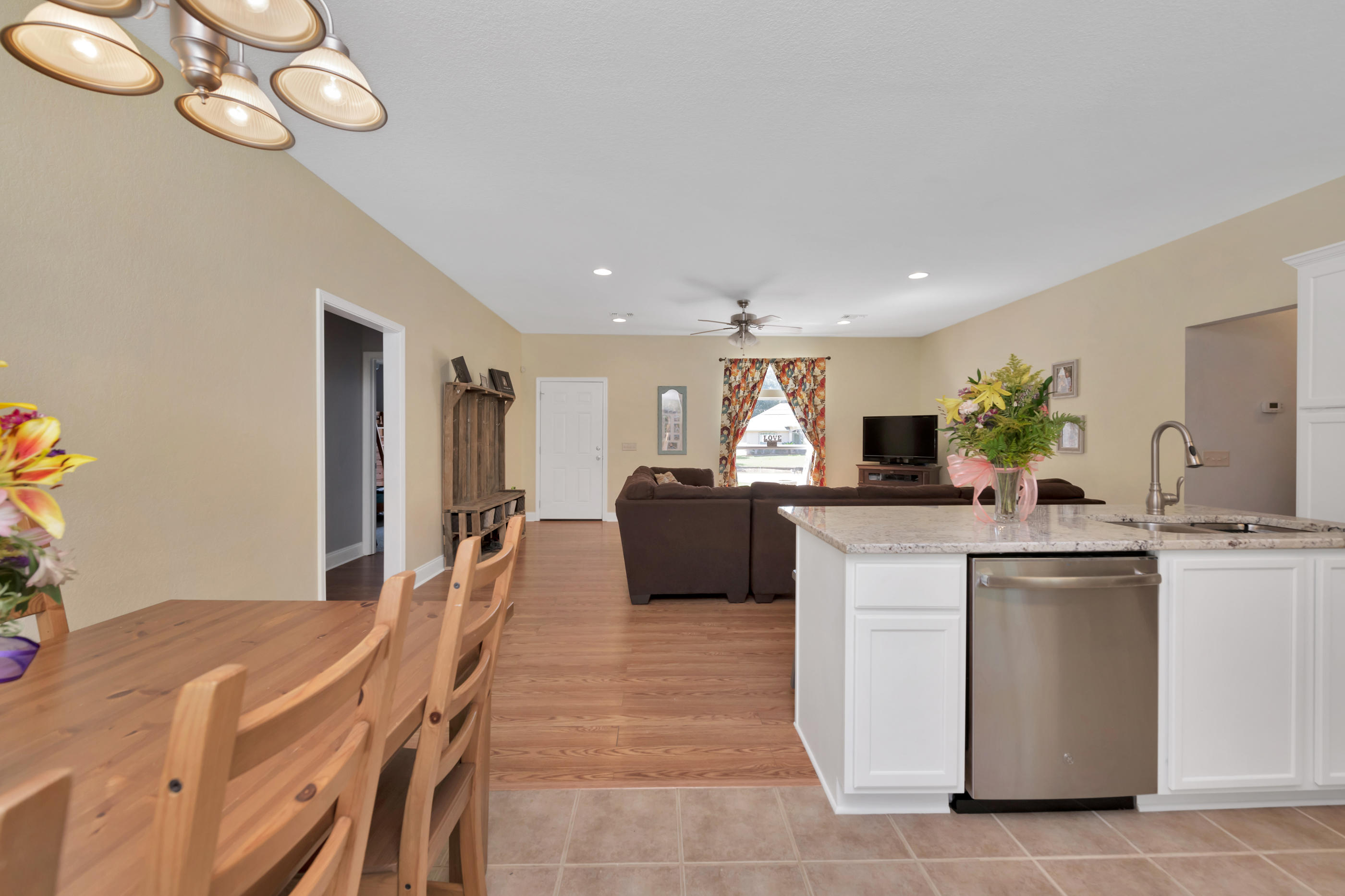 HOLLEY BY THE SEA - Residential