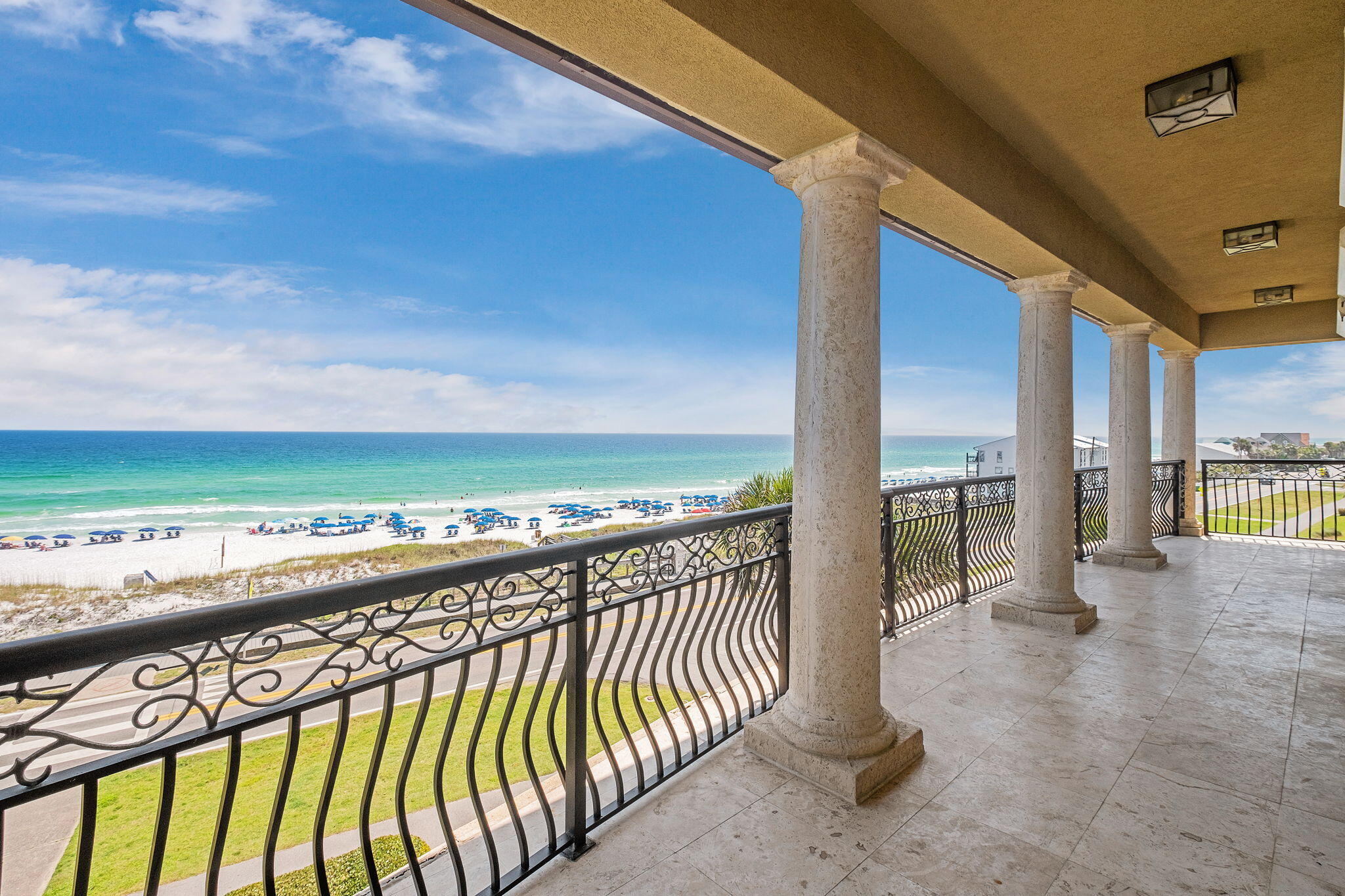 MARAVILLA SHORES - Residential