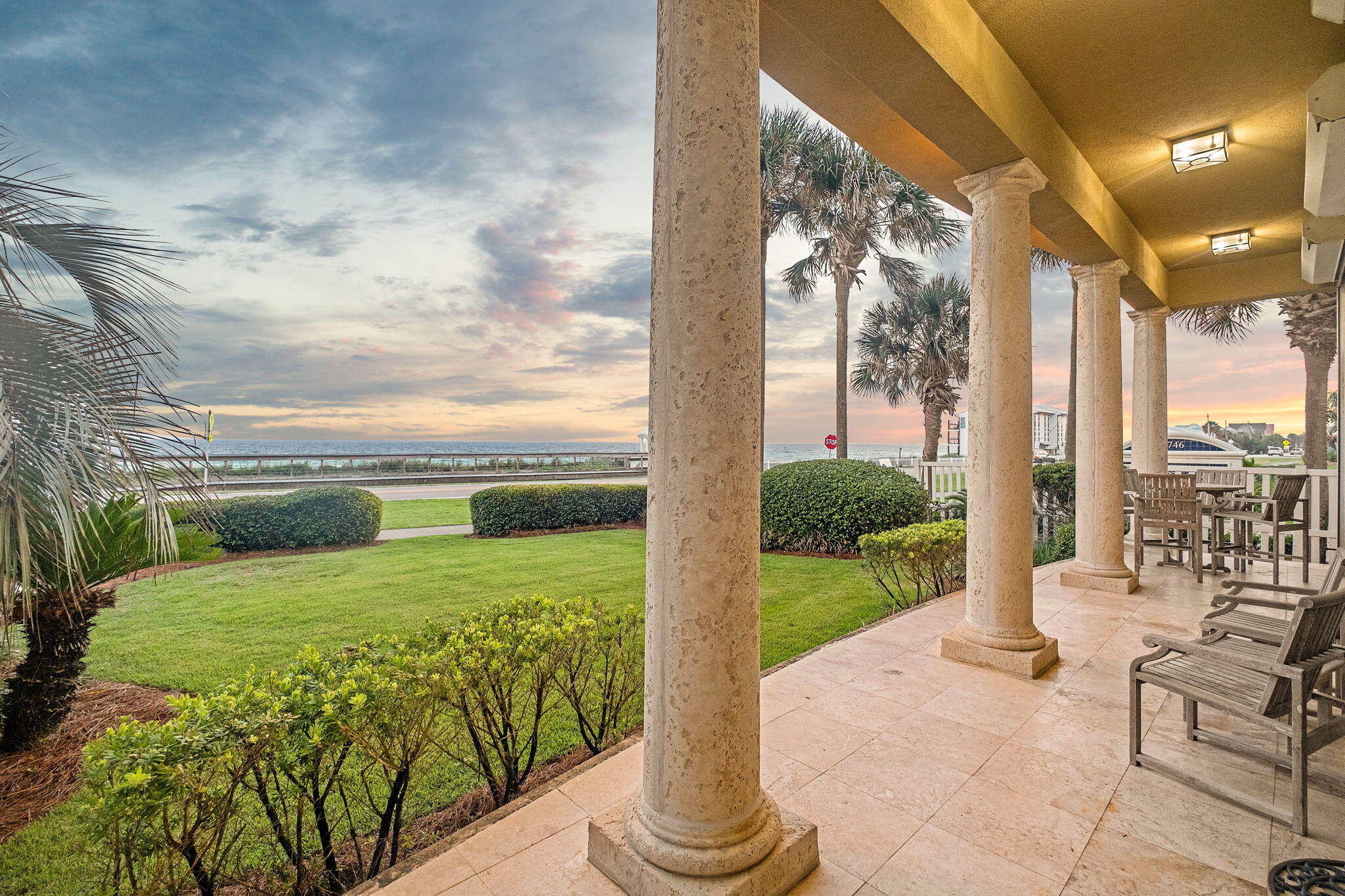 MARAVILLA SHORES - Residential