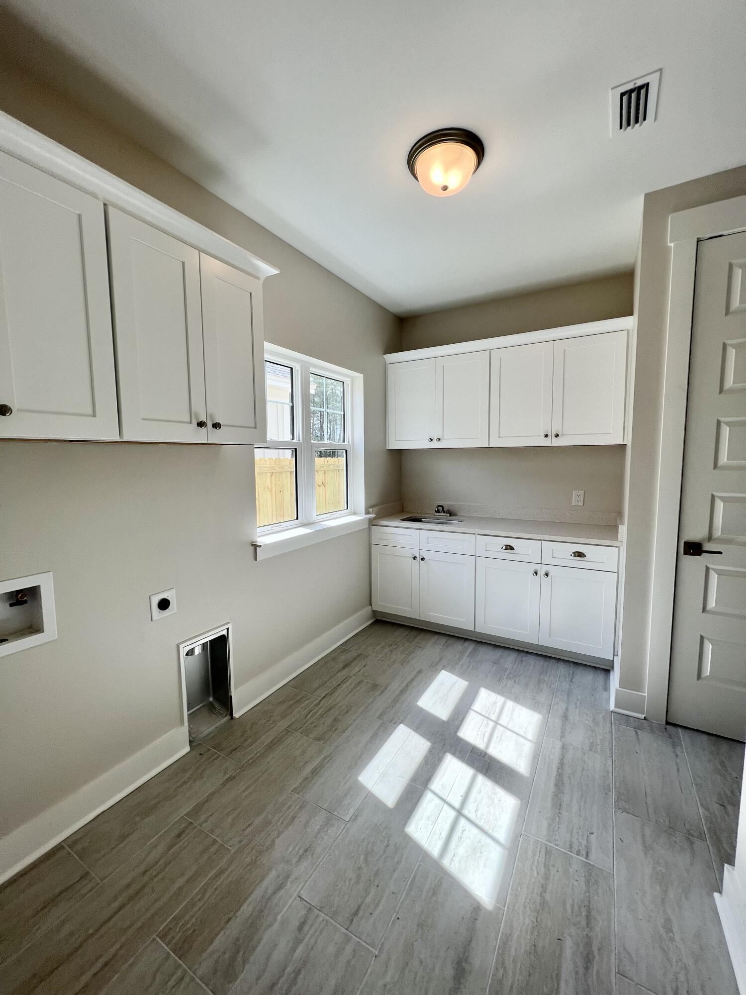 Deer Moss Creek - Residential