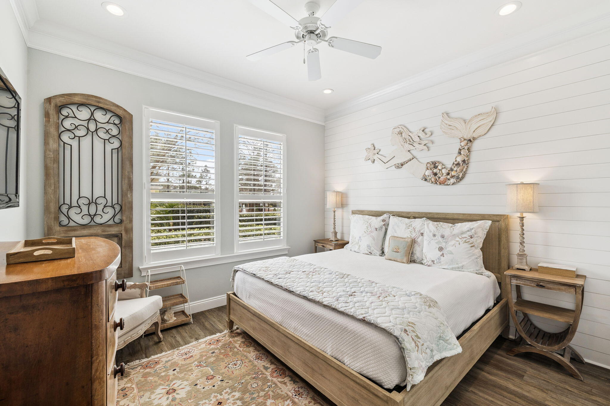 FAIRWAY VILLAS - Residential