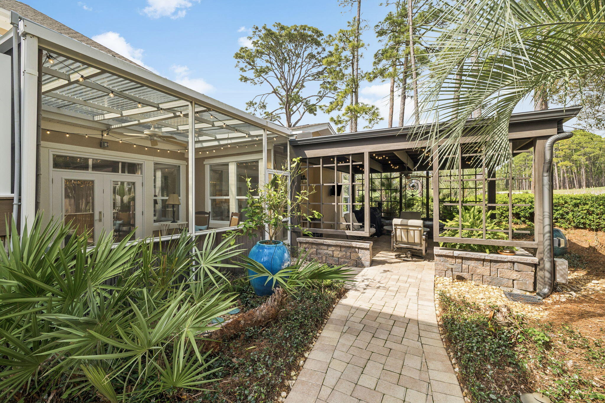 FAIRWAY VILLAS - Residential