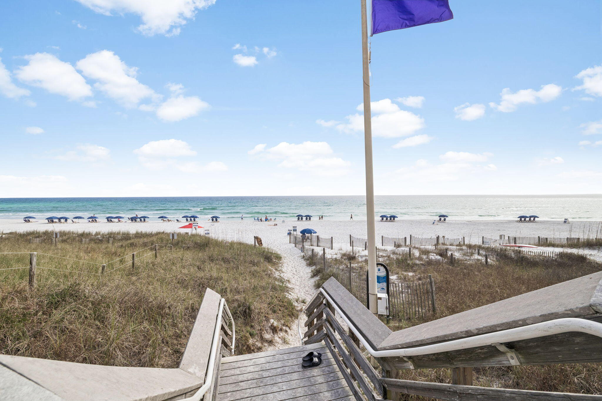 FAIRWAY VILLAS - Residential