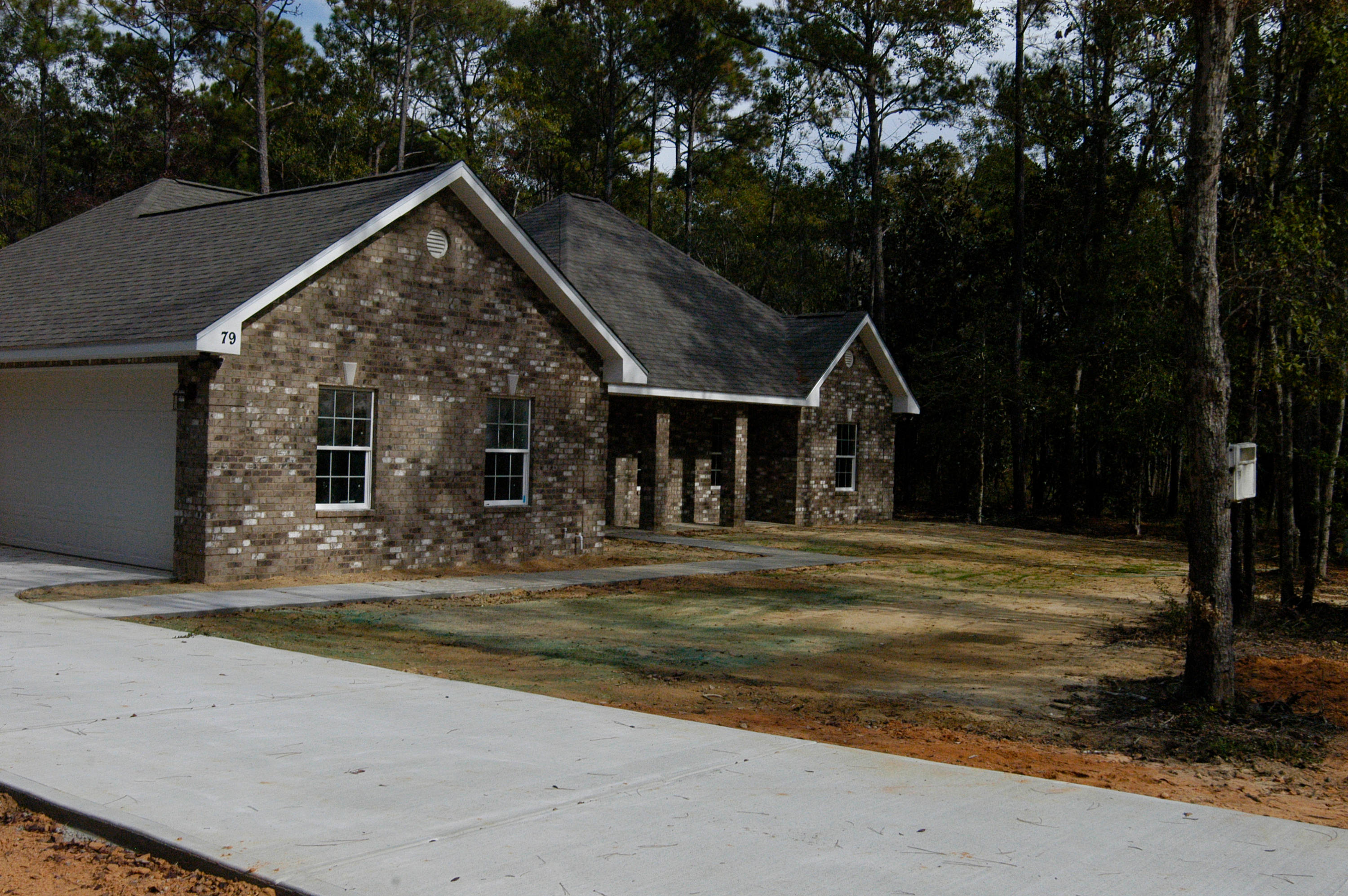 LAGRANGE SHORES - Residential