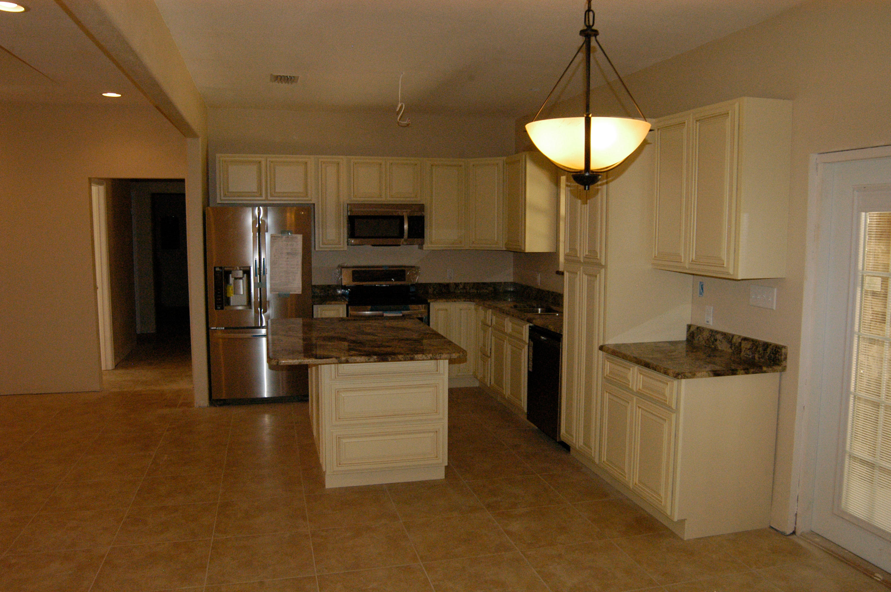 LAGRANGE SHORES - Residential