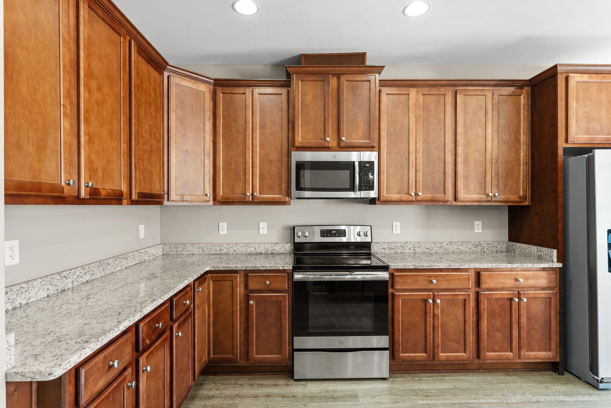 CROSS CREEK - Residential