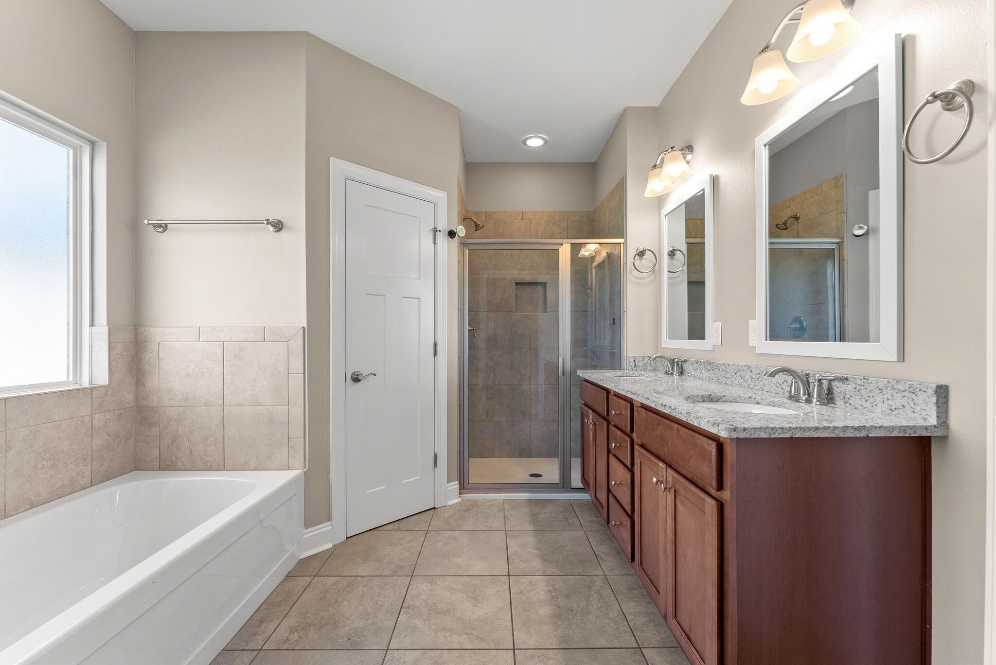 CROSS CREEK - Residential