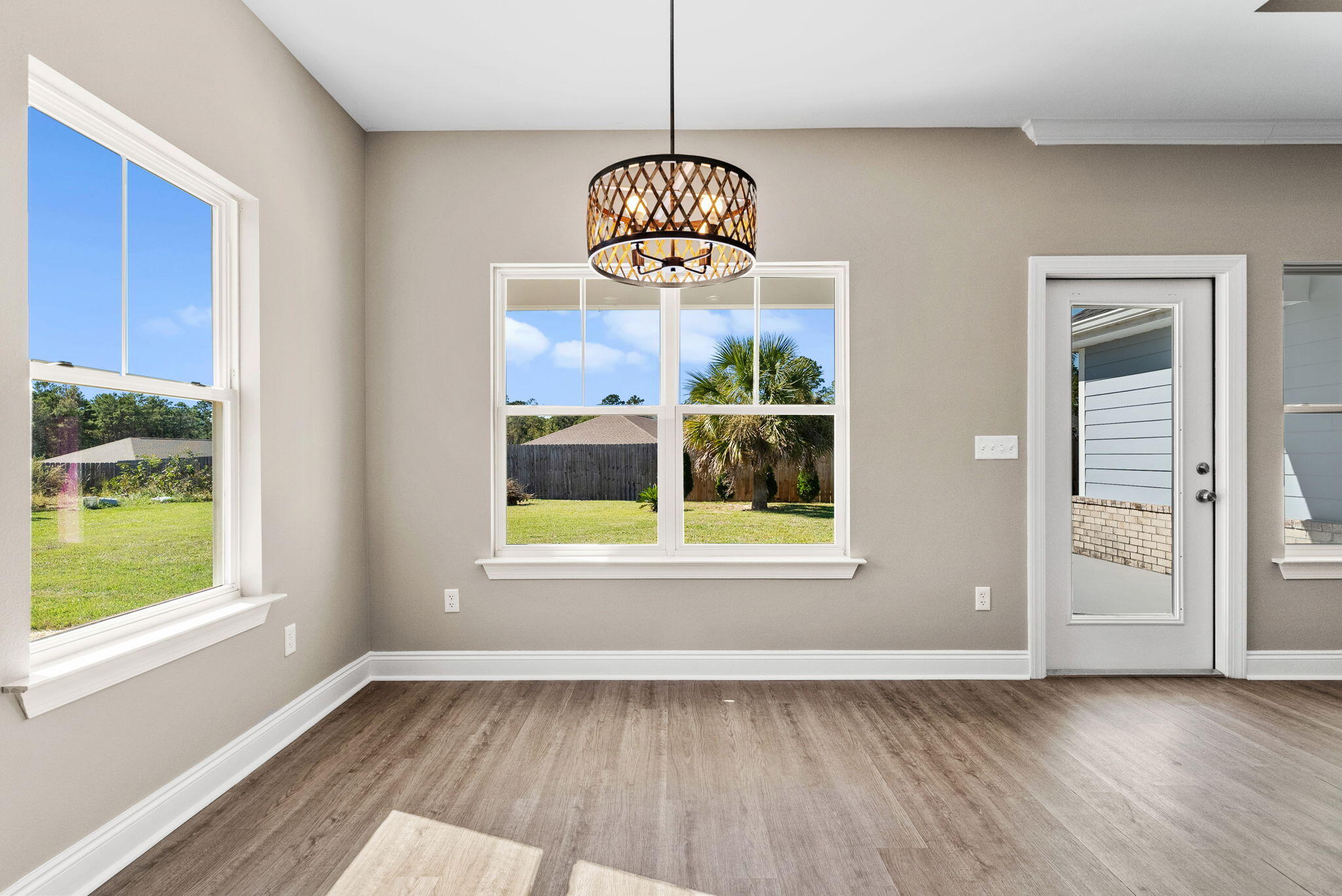 CROSS CREEK - Residential