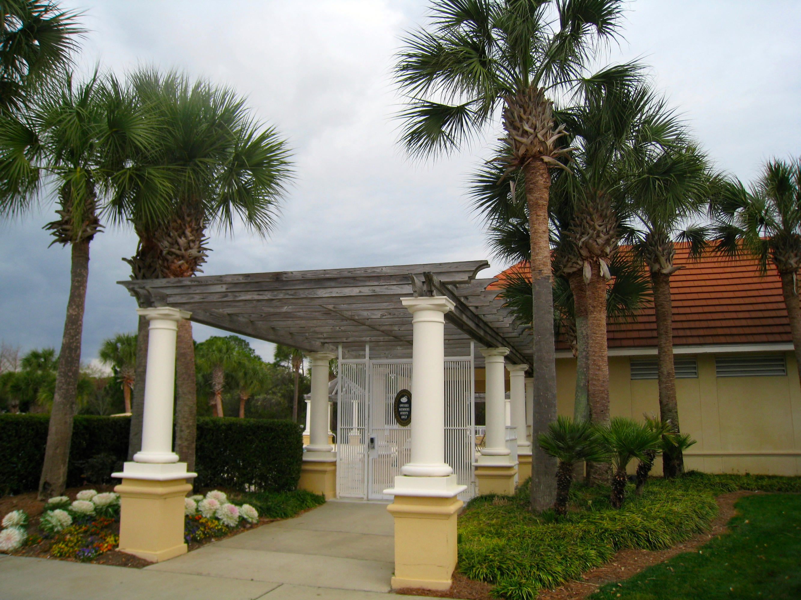 REGATTA BAY PH 1 - Land