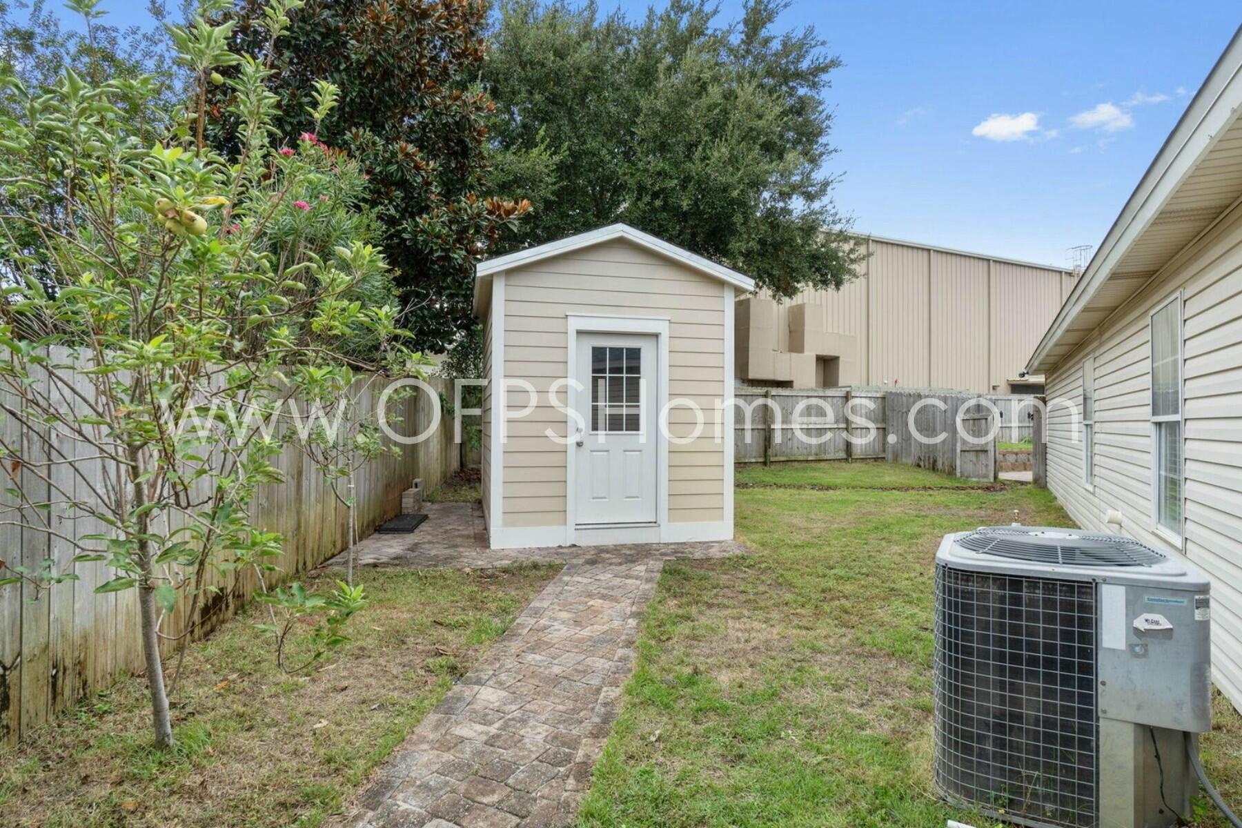 MAGNOLIA PARK - Residential Lease