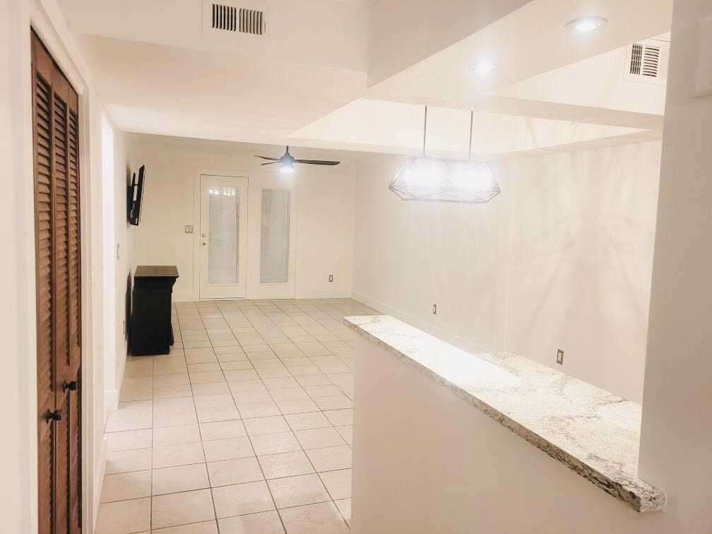 CEDARS CONDO - Residential