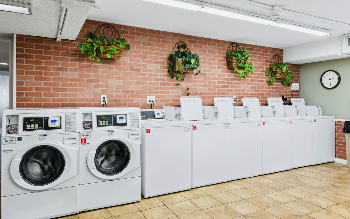 CEDARS CONDO - Residential