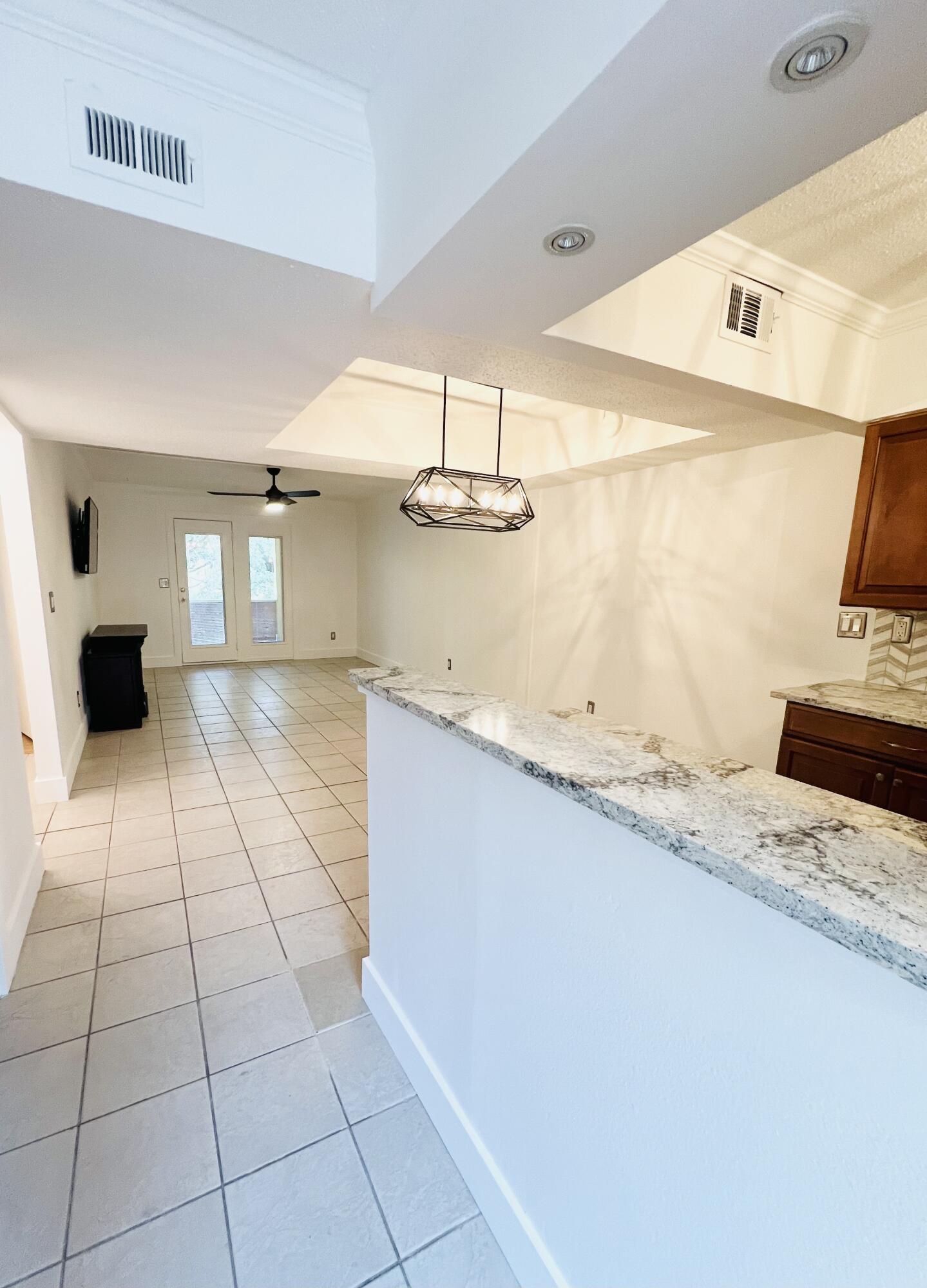 CEDARS CONDO - Residential